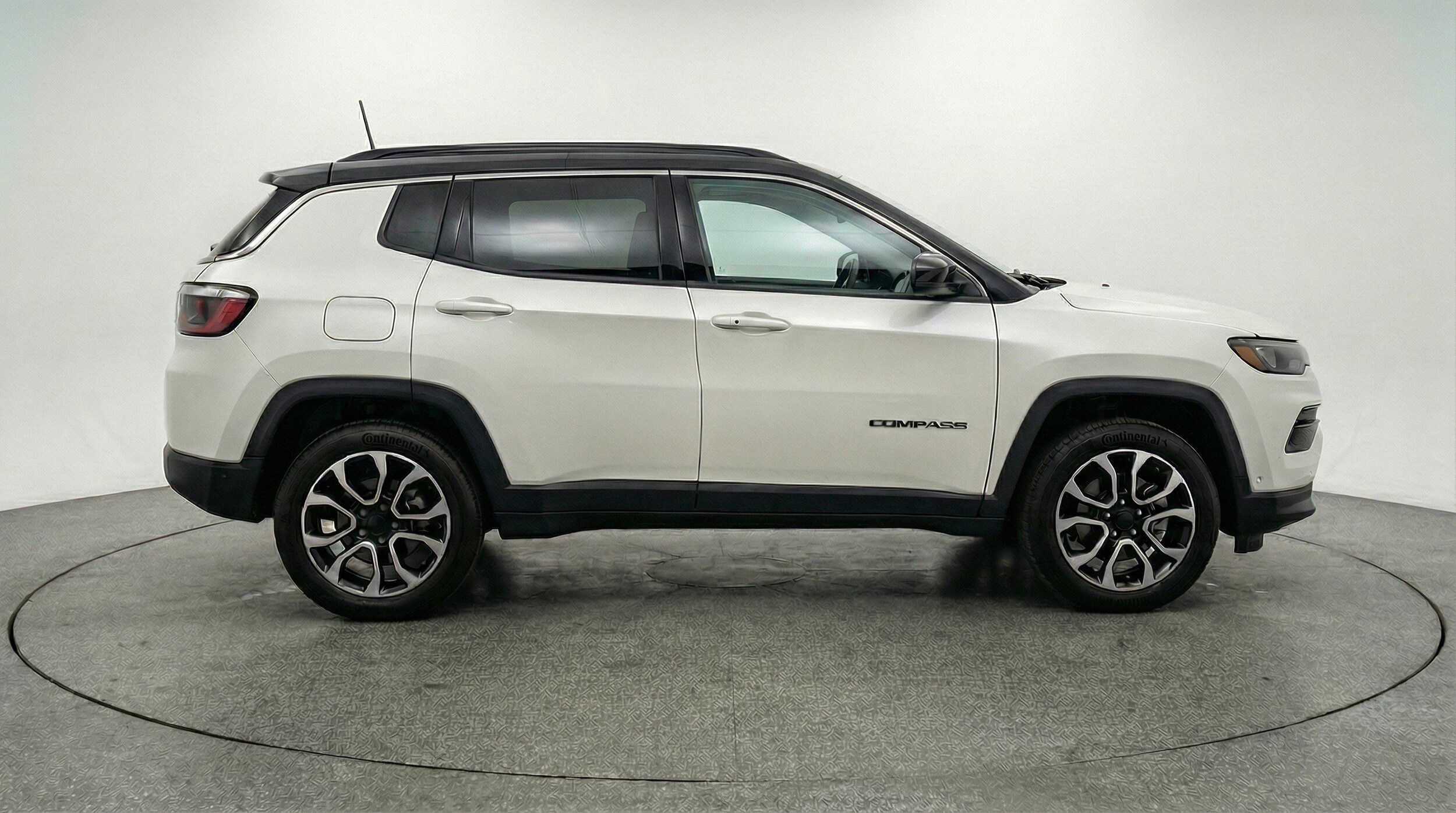 Thumbnail: 2025 Jeep Compass - 11