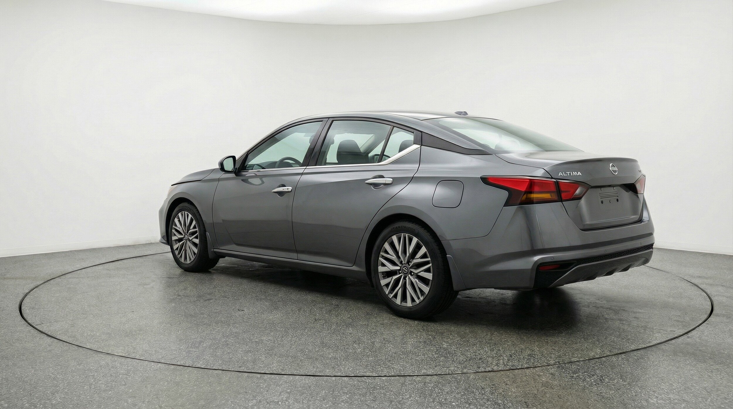 Thumbnail: 2025 Nissan Altima - 6