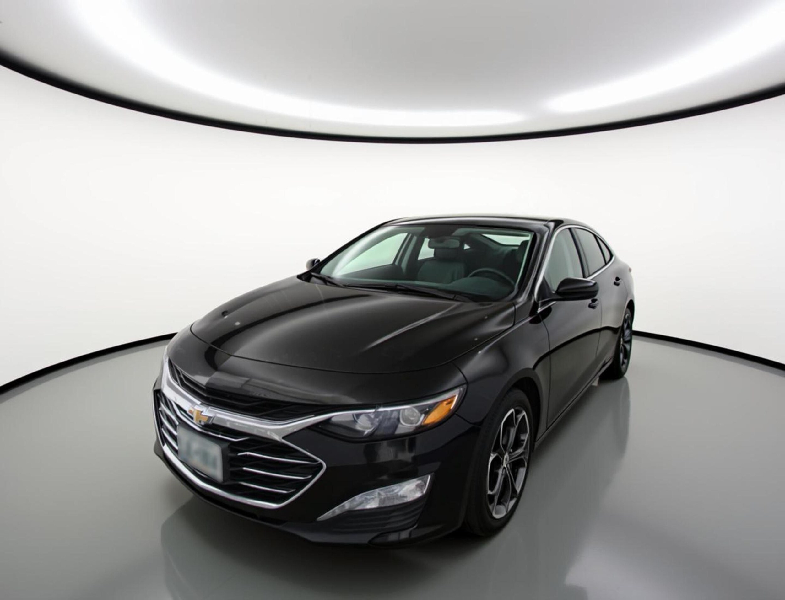 Thumbnail: 2024 Chevrolet Malibu - 3