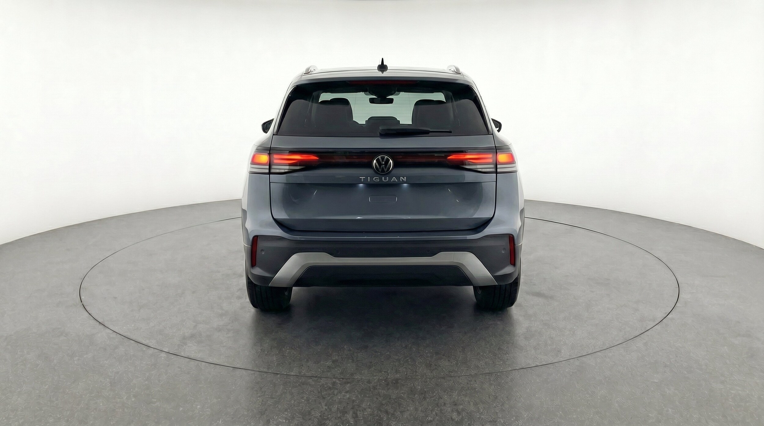Thumbnail: 2026 Volkswagen Tiguan - 7
