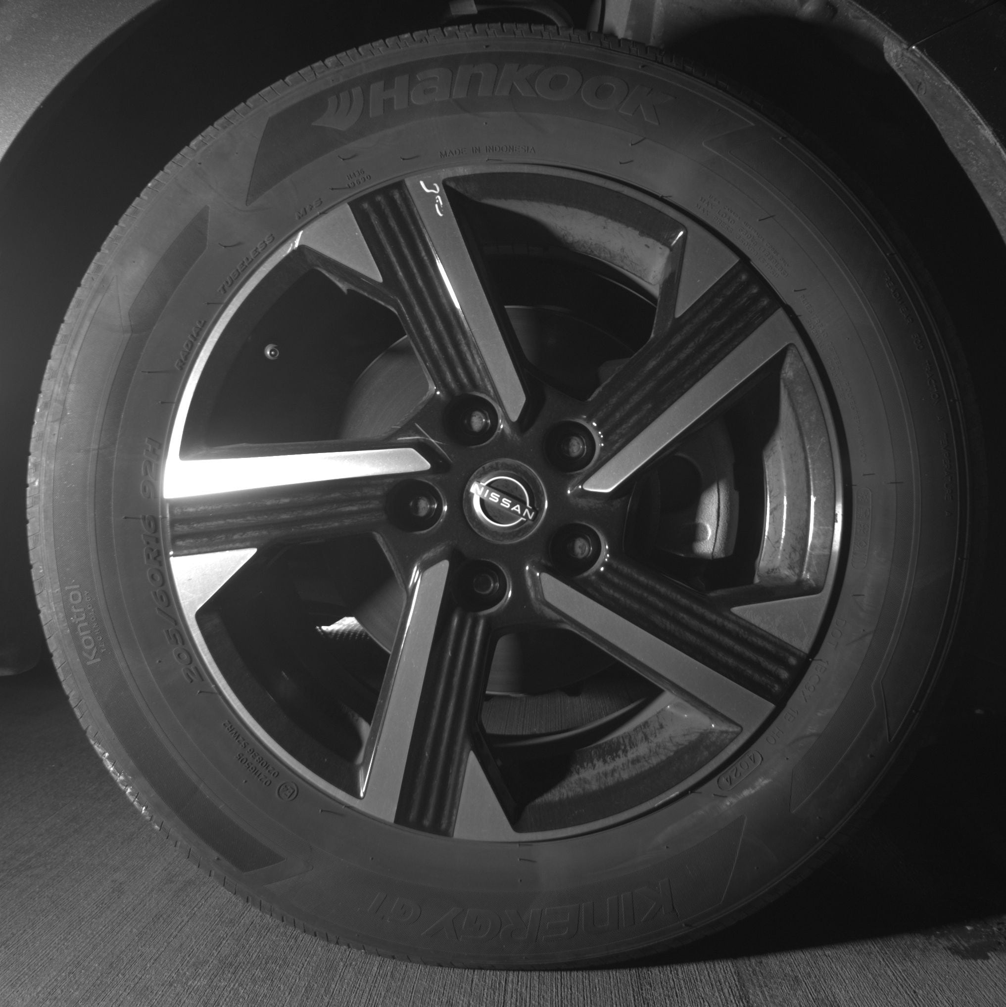 Thumbnail: 2025 Nissan Sentra - 10