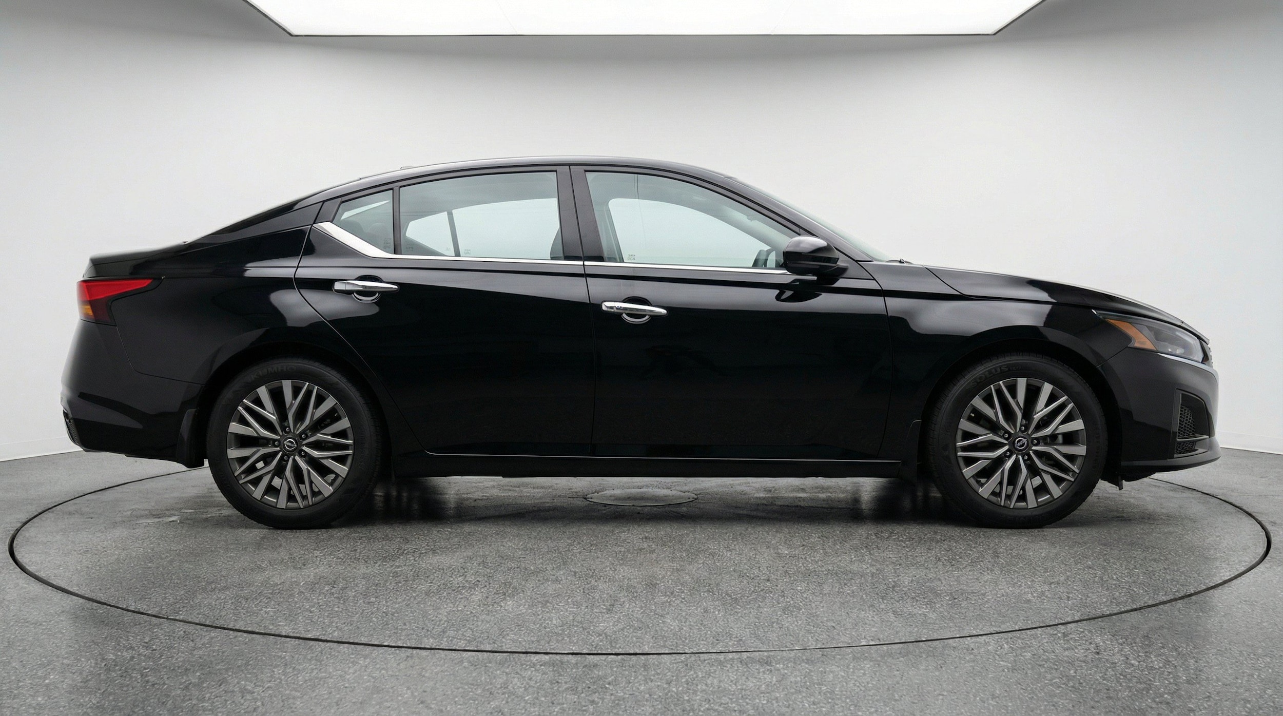 Thumbnail: 2025 Nissan Altima - 11