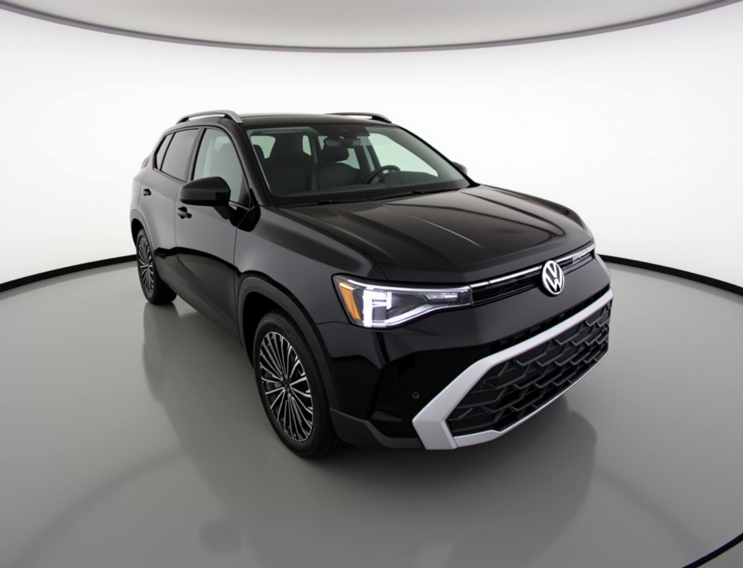 Thumbnail: 2025 Volkswagen Taos - 1