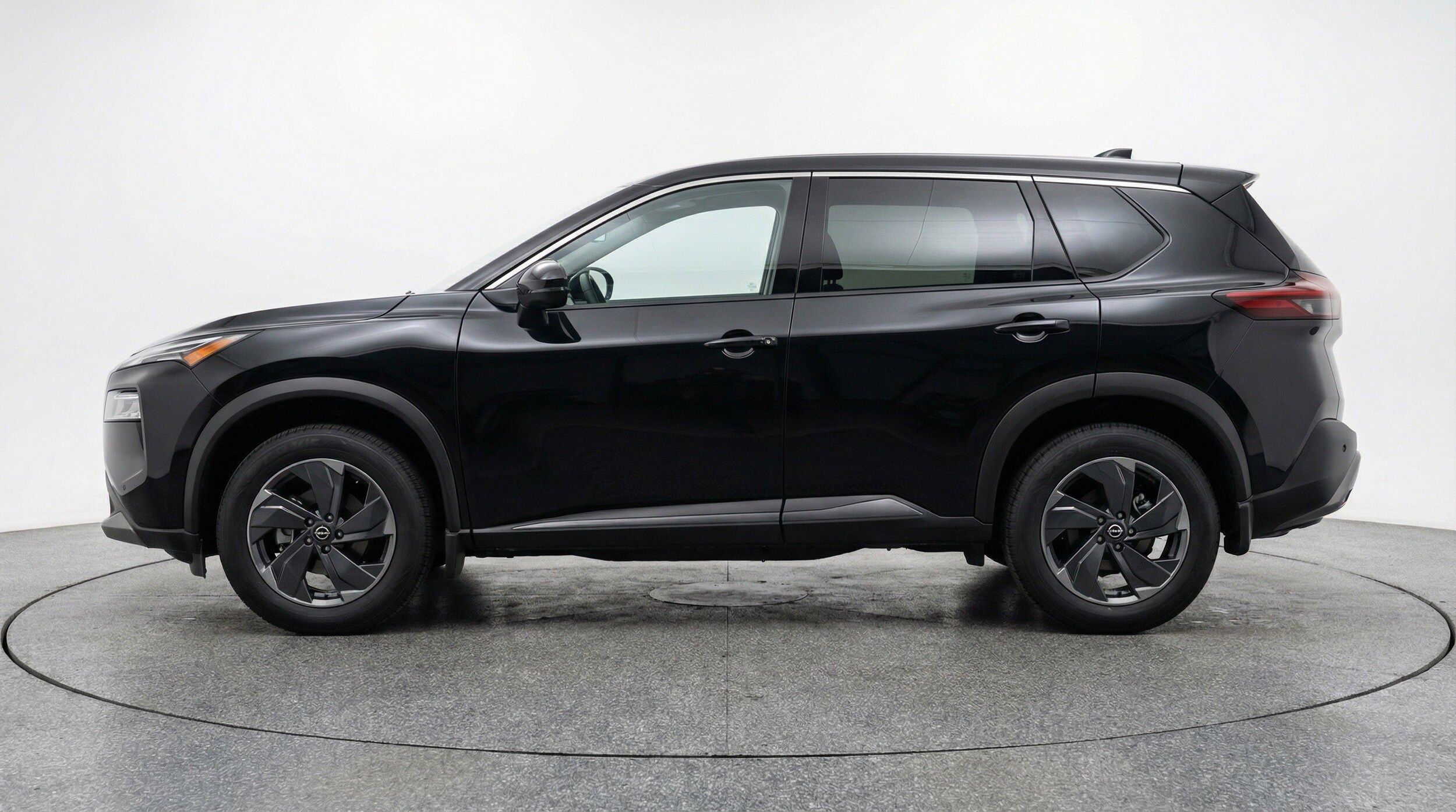 Thumbnail: 2025 Nissan Rogue - 5