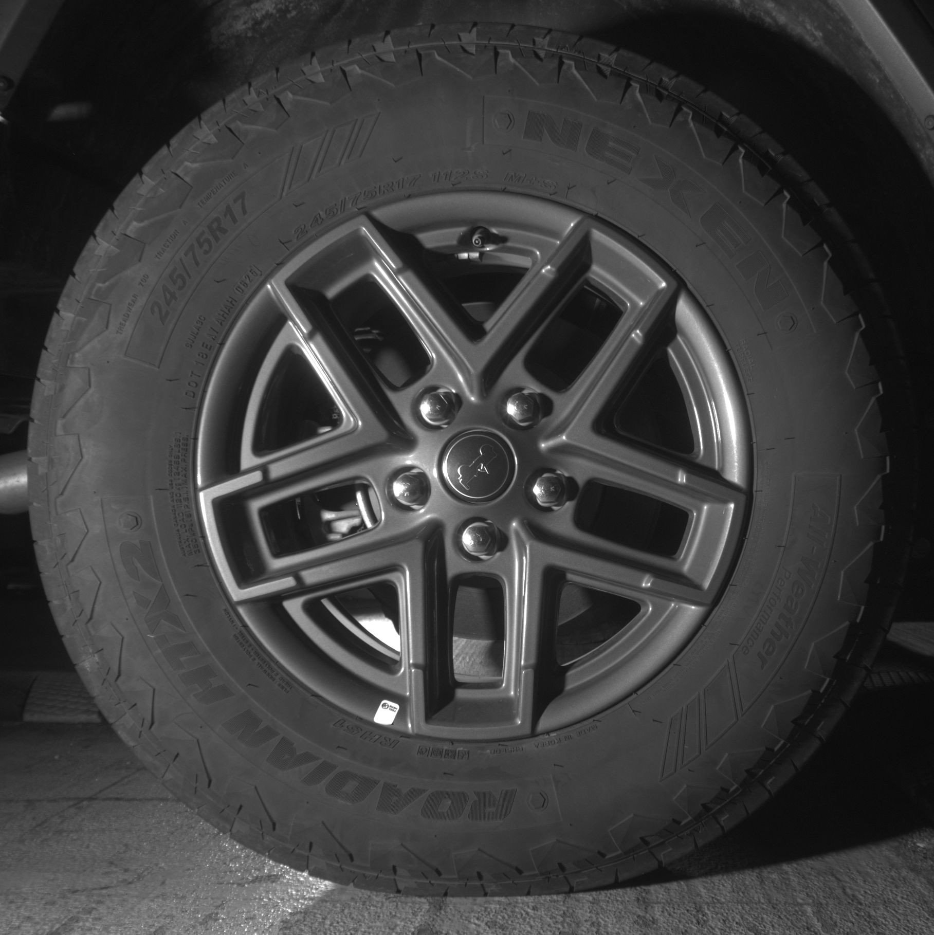 Thumbnail: 2025 Jeep Wrangler - 15