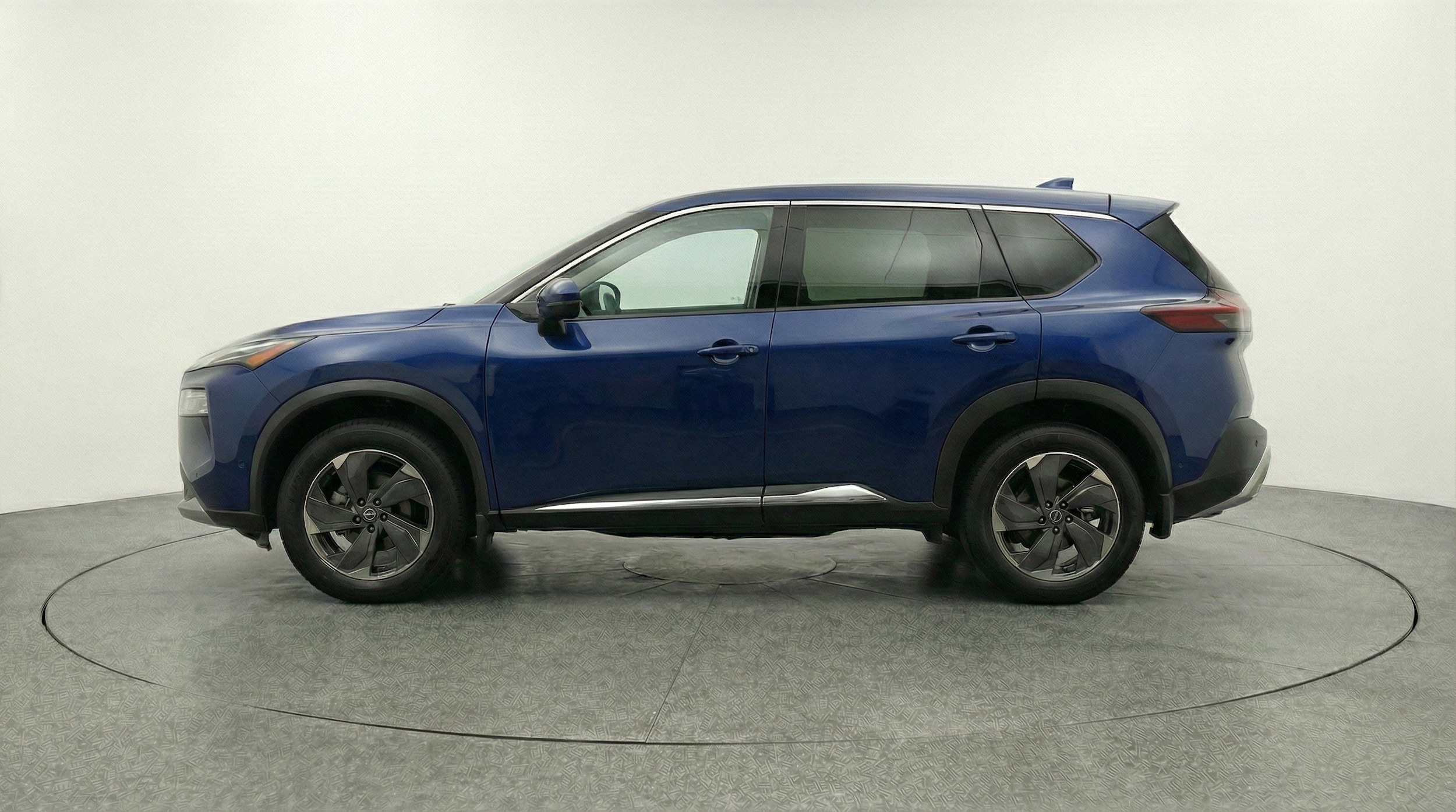 Thumbnail: 2025 Nissan Rogue - 5
