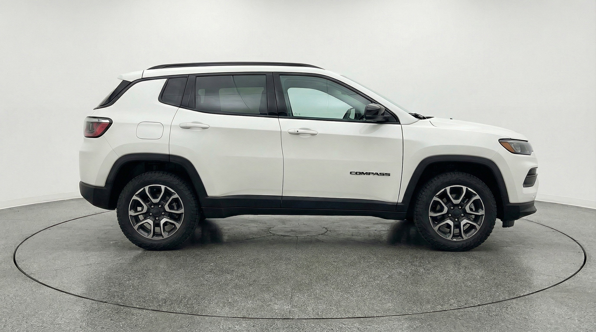 Thumbnail: 2025 Jeep Compass - 11