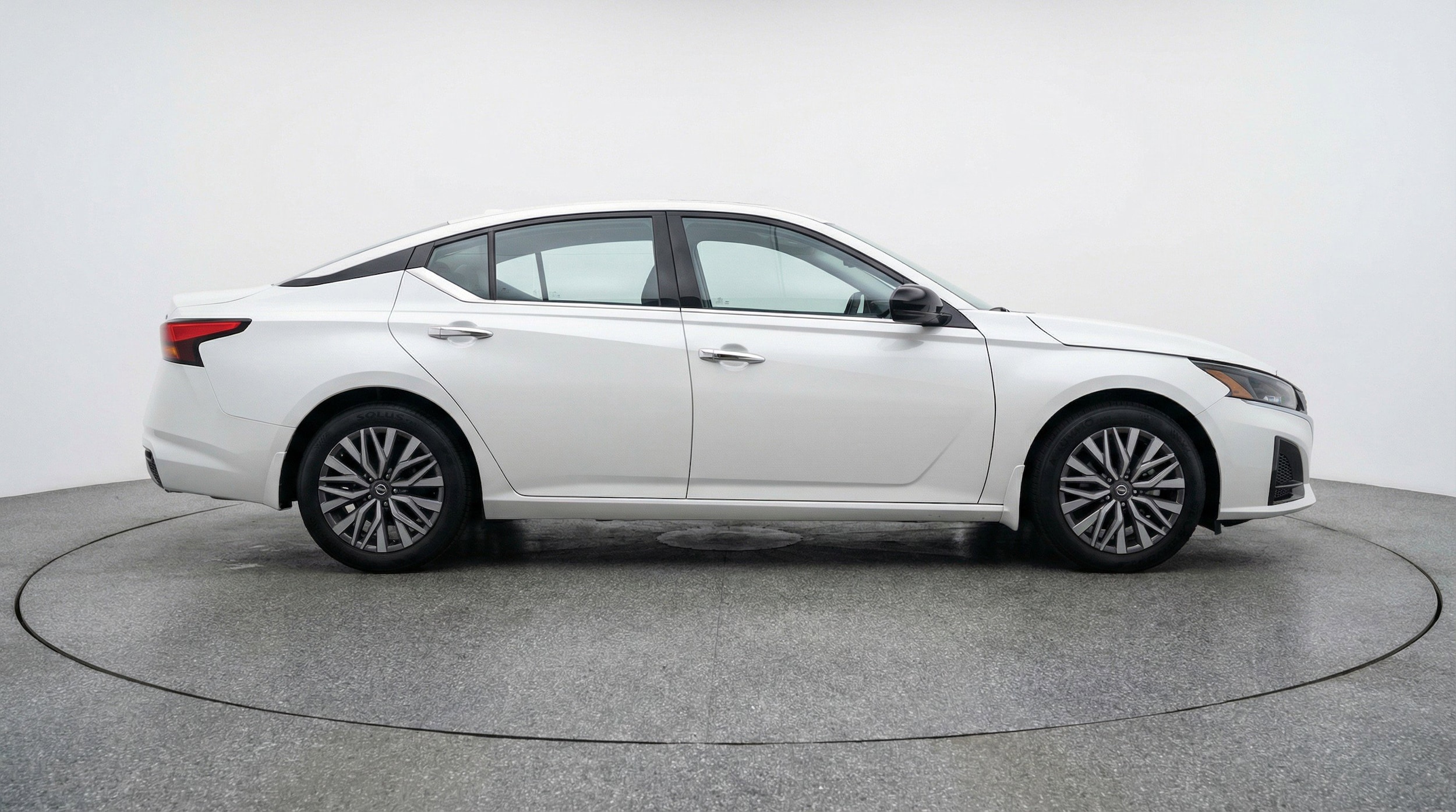 Thumbnail: 2025 Nissan Altima - 11