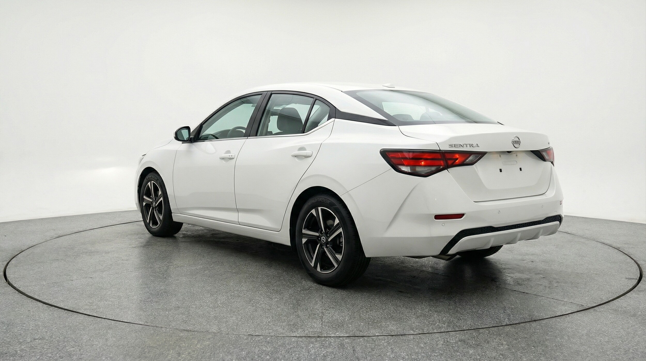 Thumbnail: 2025 Nissan Sentra - 5