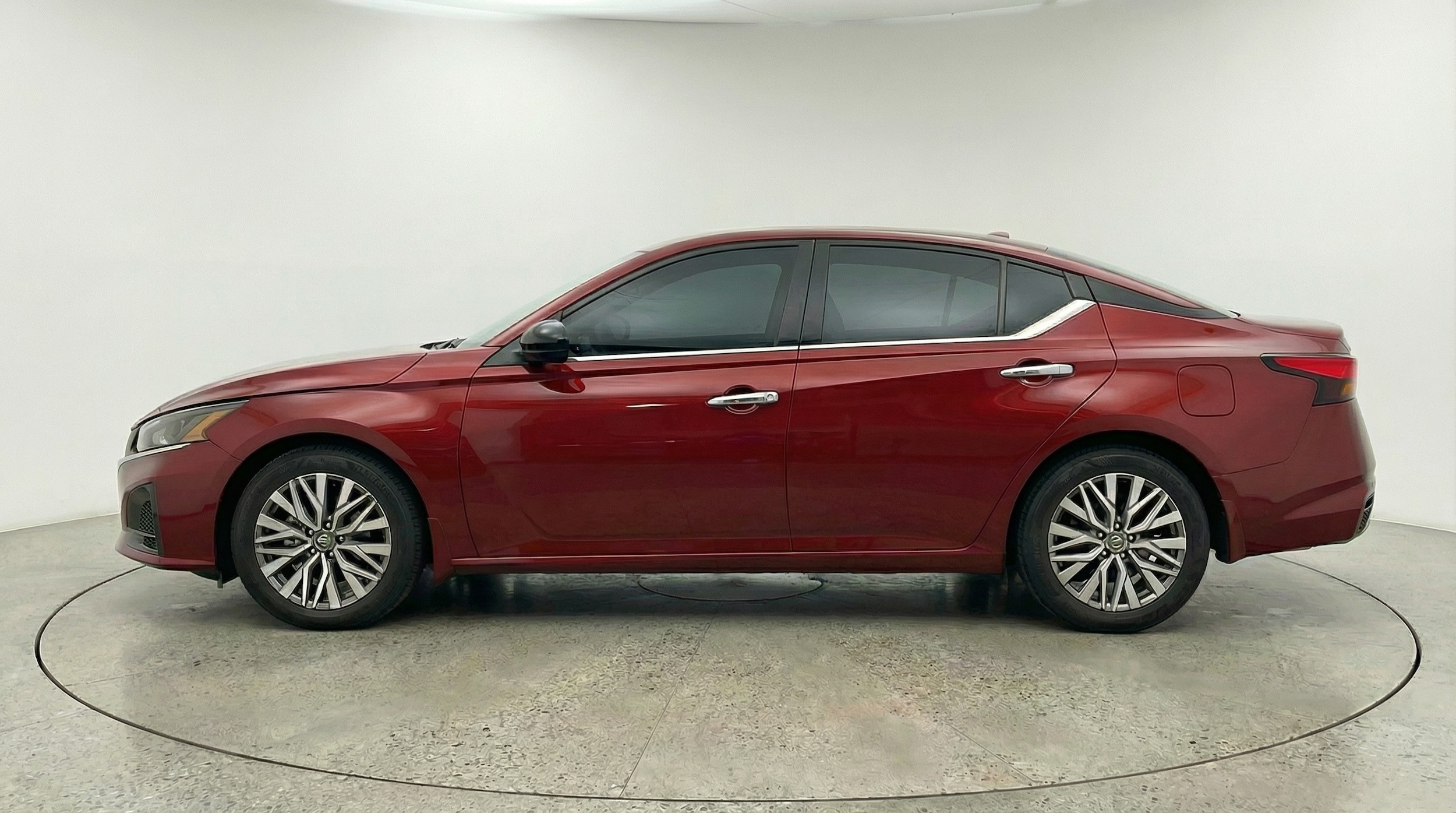 Thumbnail: 2025 Nissan Altima - 4