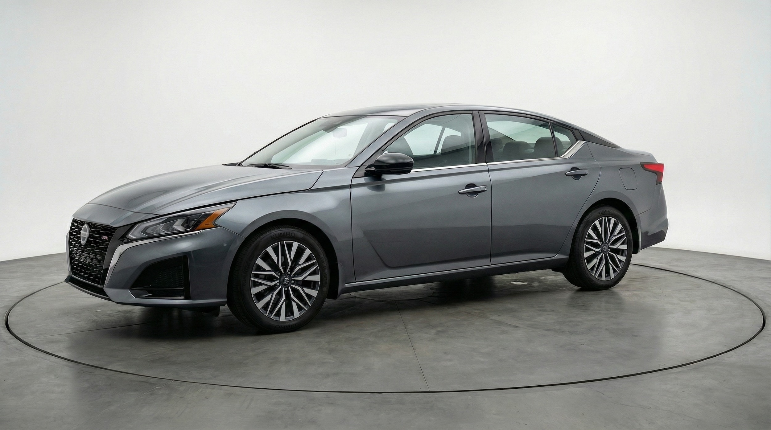 Thumbnail: 2025 Nissan Altima - 3