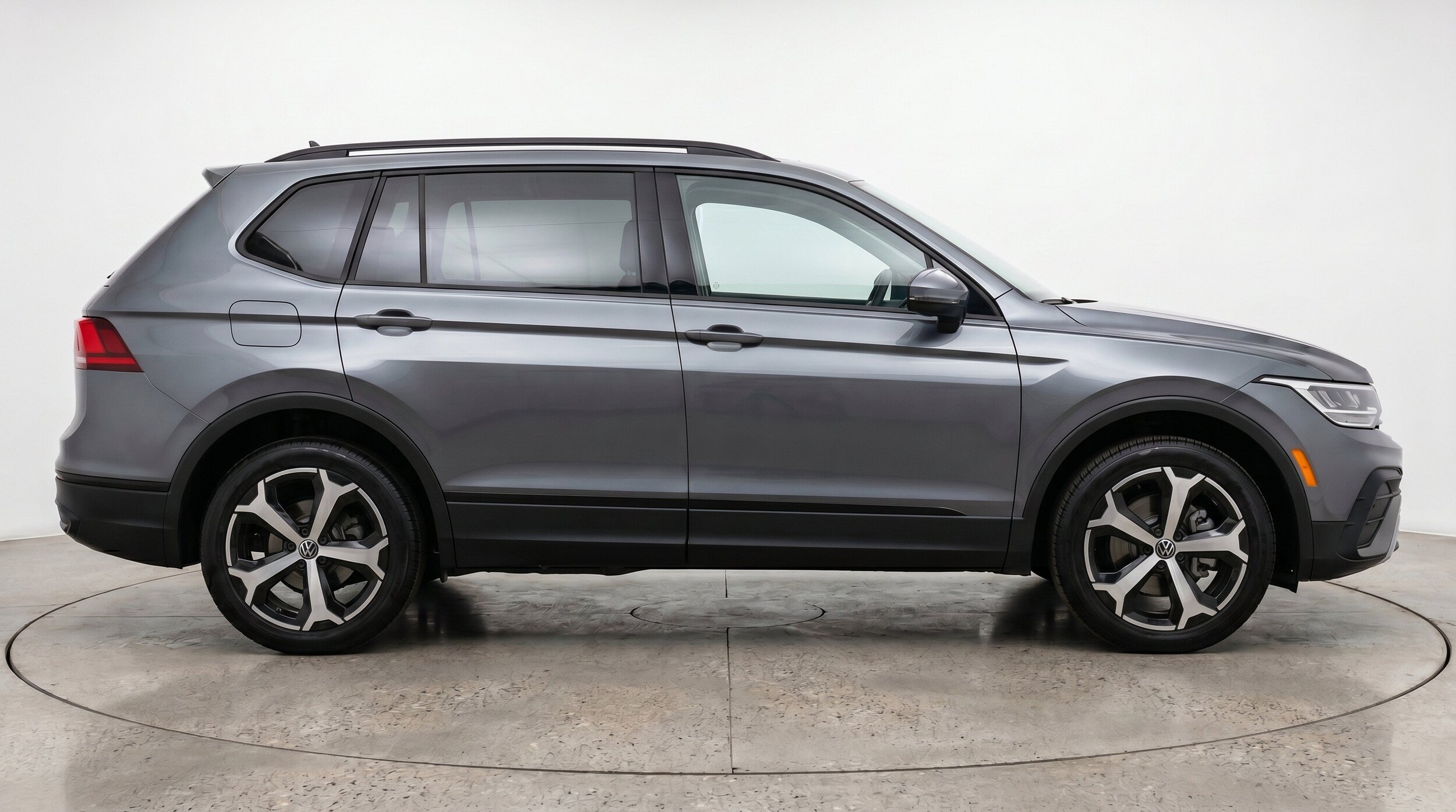Thumbnail: 2026 Volkswagen Tiguan - 11