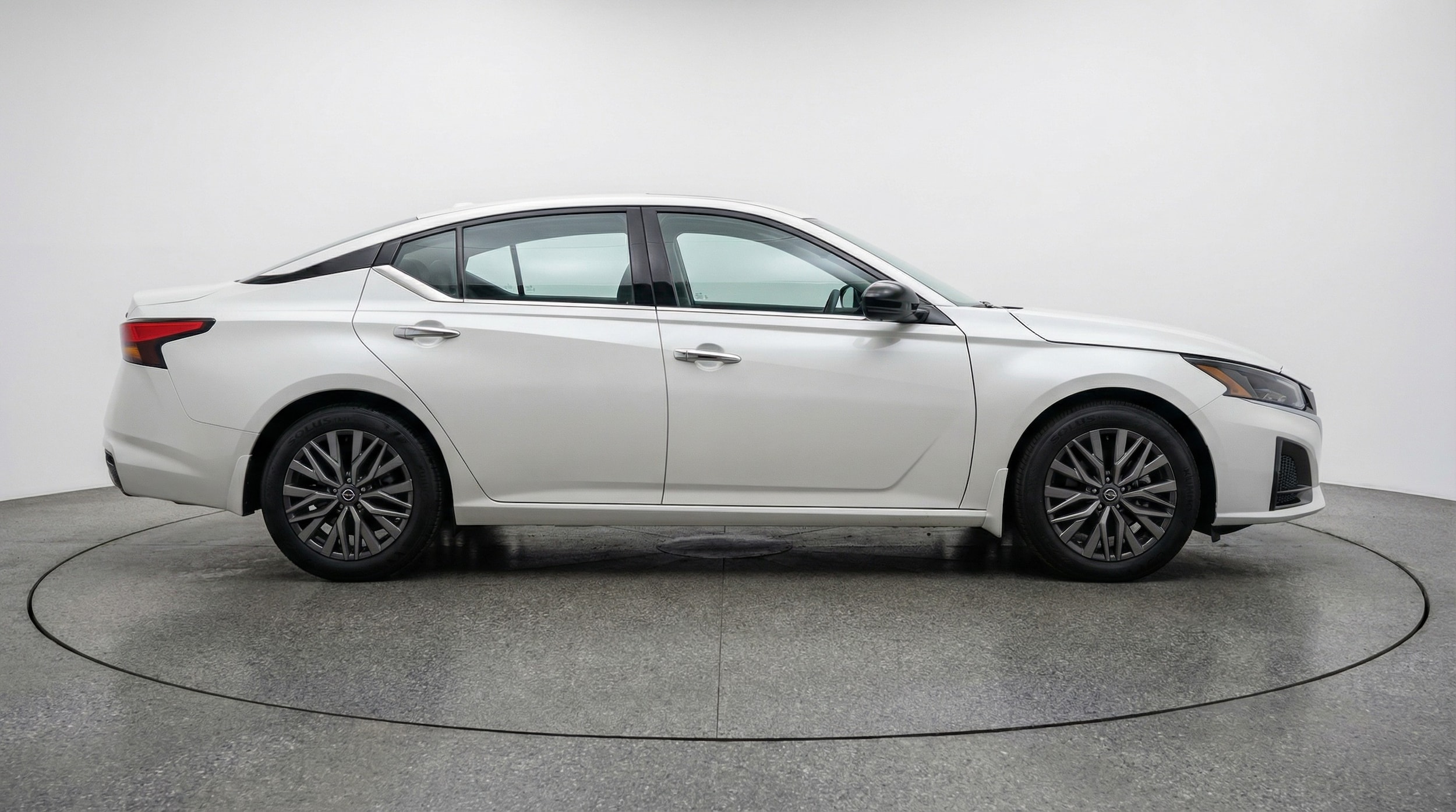 Thumbnail: 2025 Nissan Altima - 8