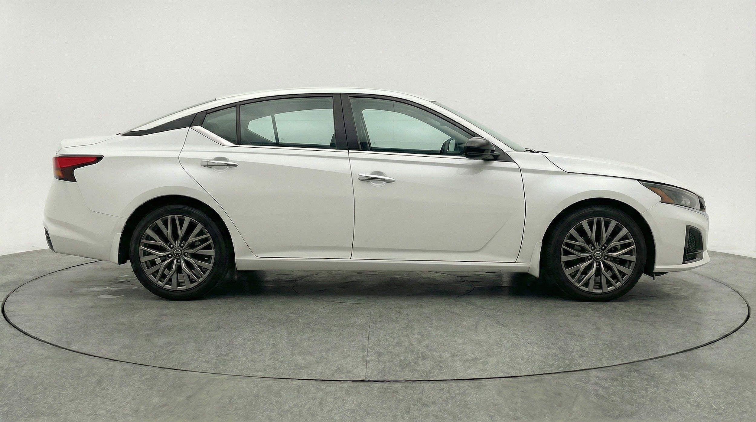 Thumbnail: 2025 Nissan Altima - 11