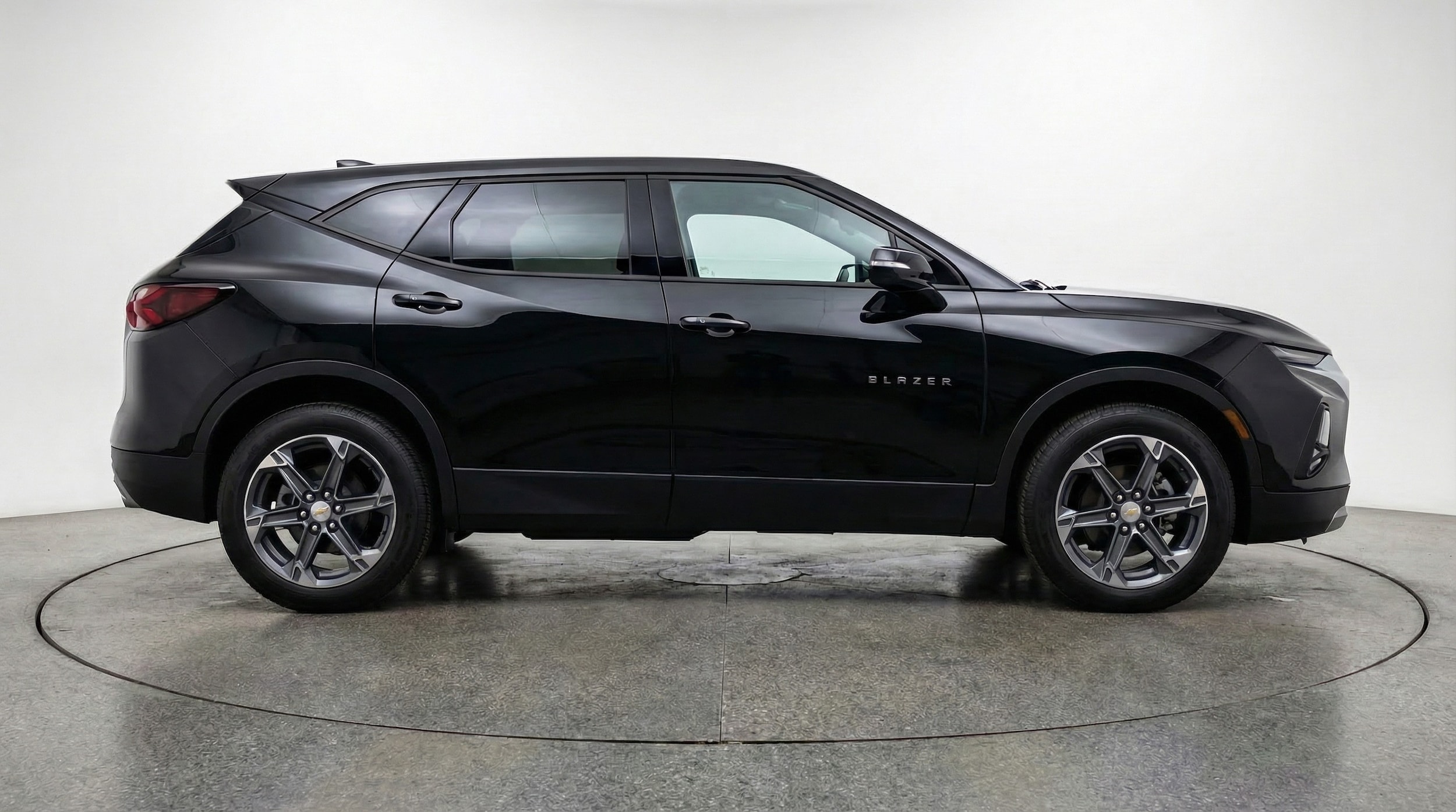 Thumbnail: 2025 Chevrolet Blazer - 8