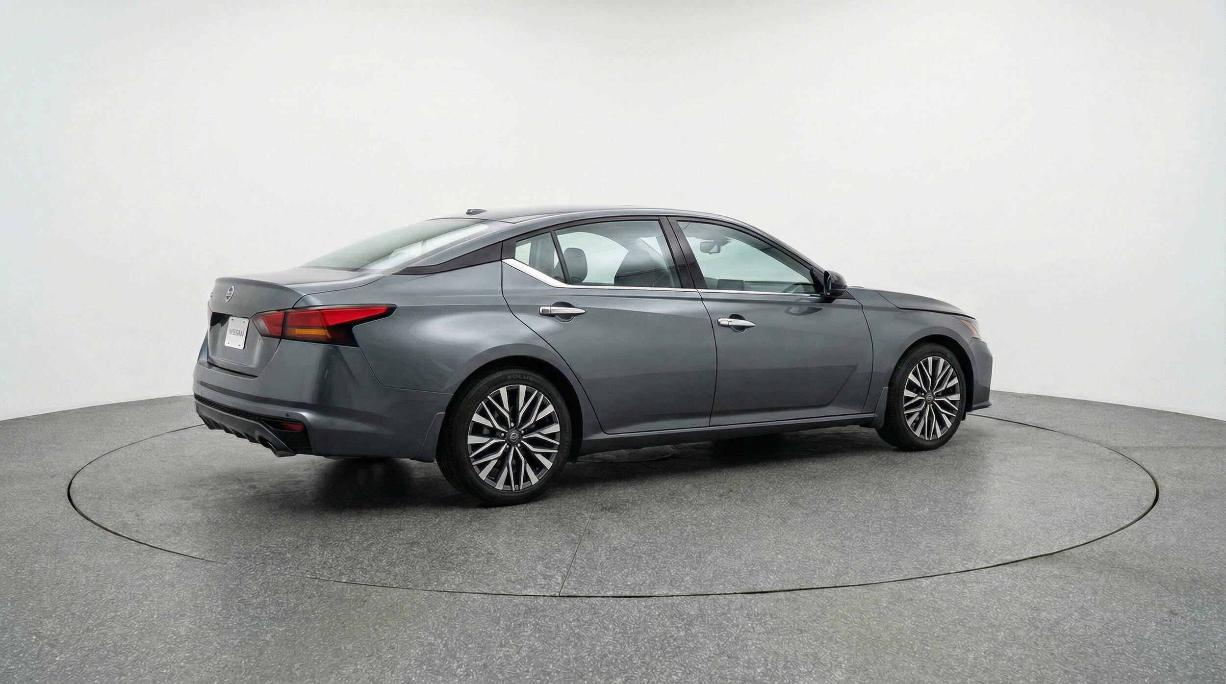 Thumbnail: 2025 Nissan Altima - 9