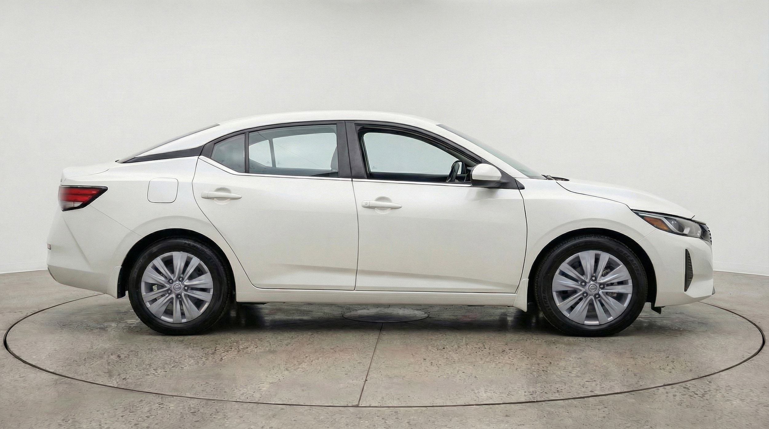 Thumbnail: 2025 Nissan Sentra - 11