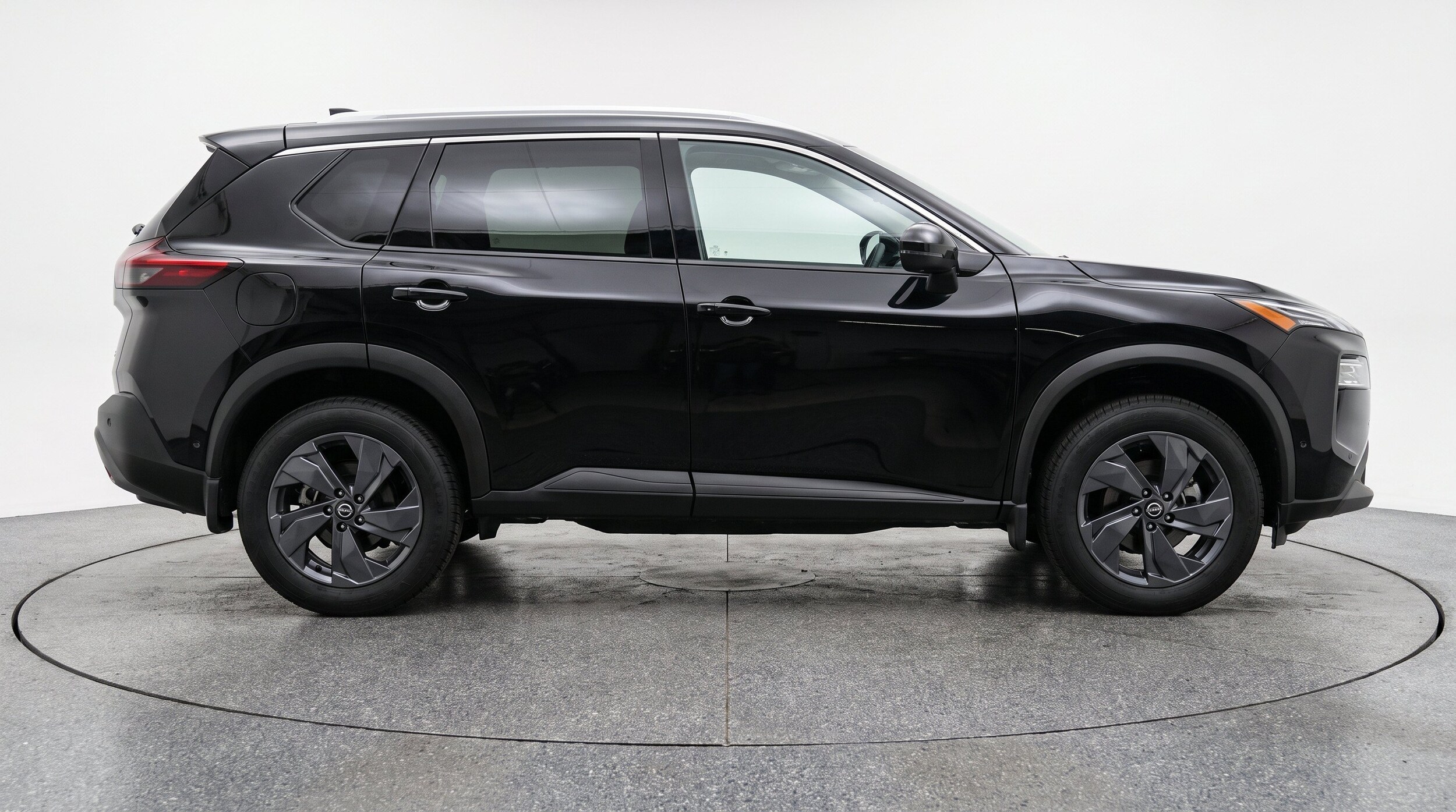 Thumbnail: 2025 Nissan Rogue - 10