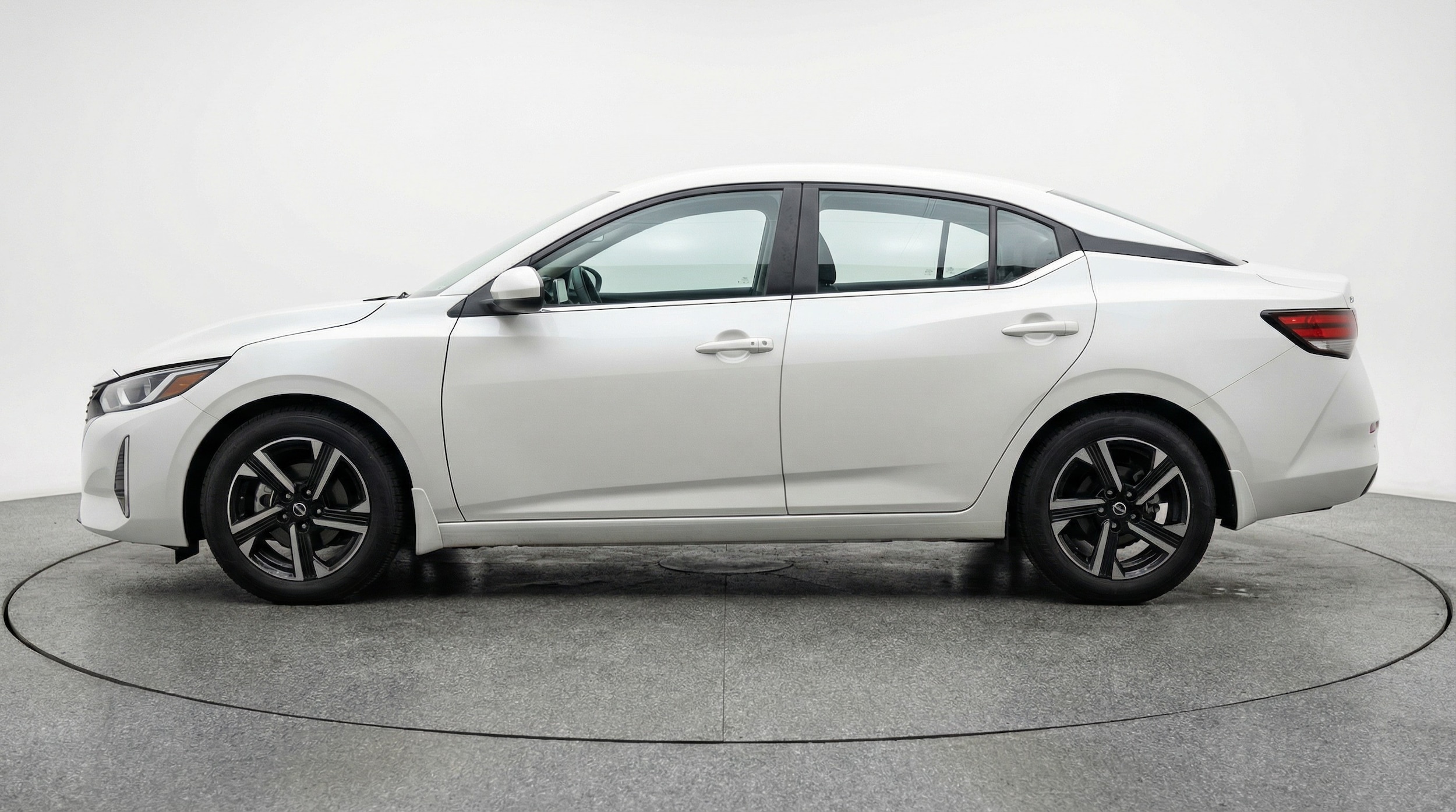 Thumbnail: 2025 Nissan Sentra - 4