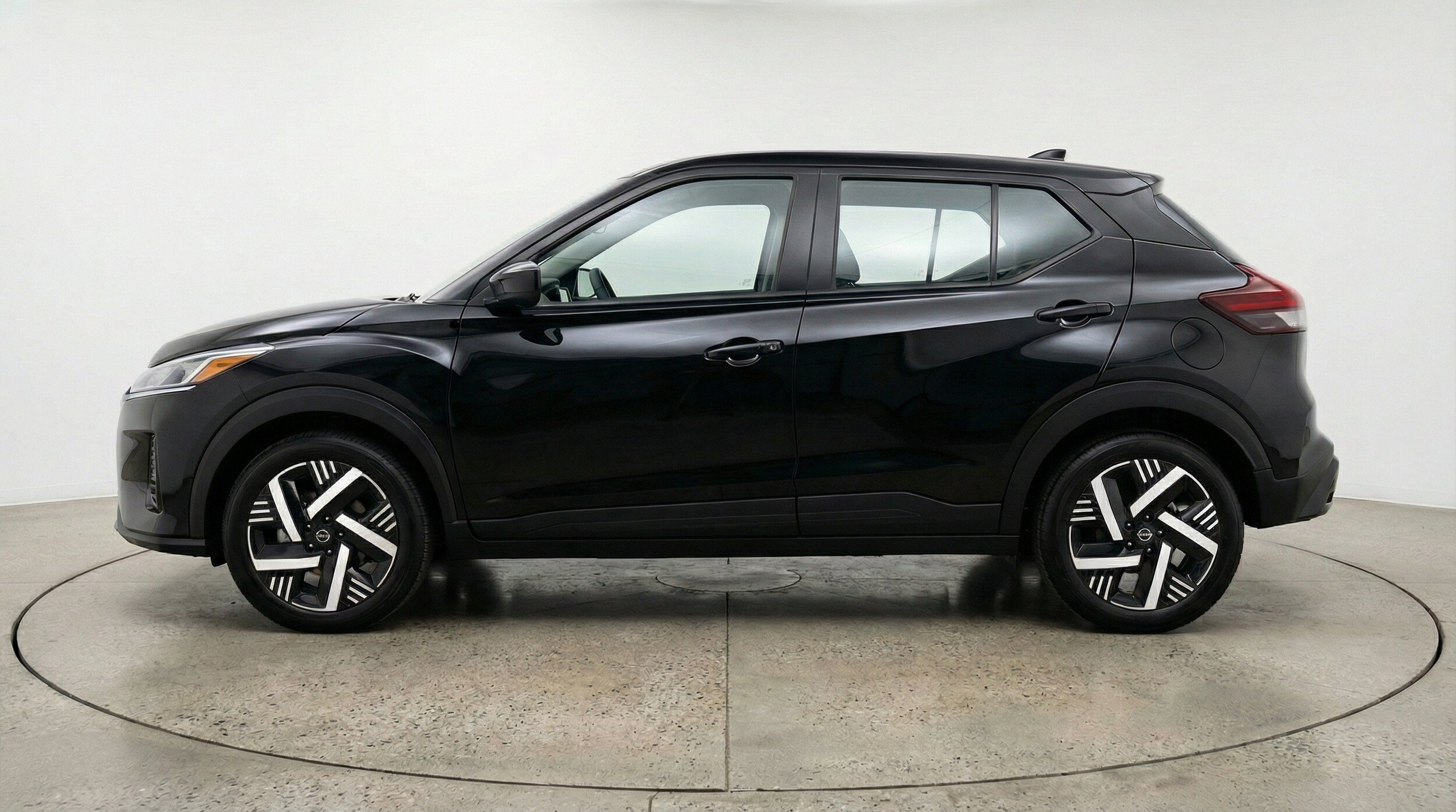Thumbnail: 2026 Nissan Kicks - 5