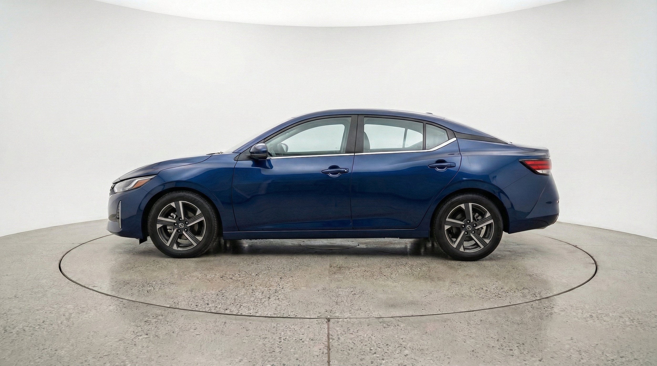 Thumbnail: 2025 Nissan Sentra - 5