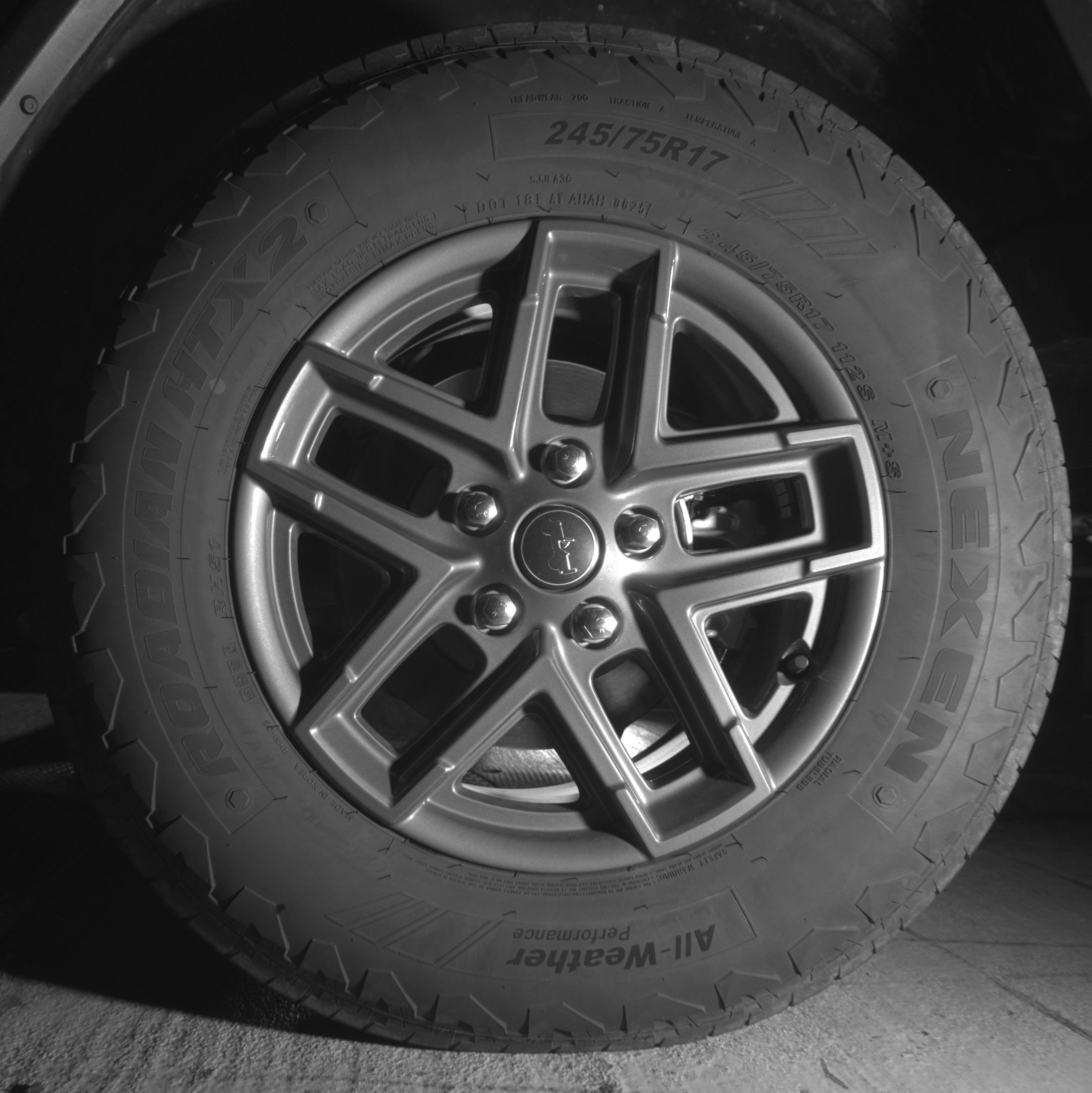 Thumbnail: 2025 Jeep Wrangler - 14