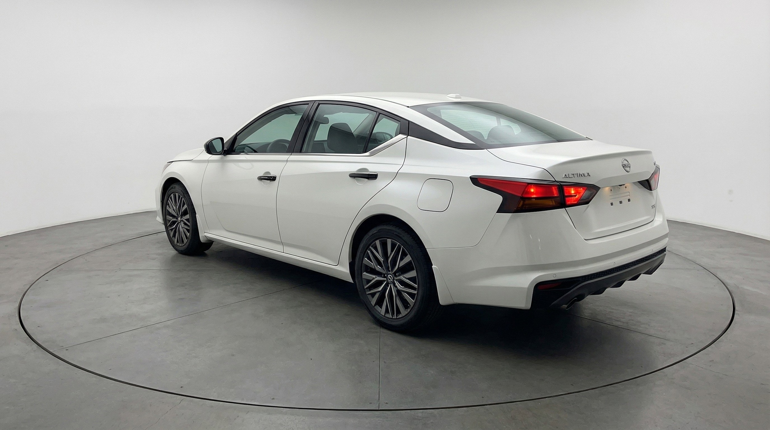 Thumbnail: 2025 Nissan Altima - 6