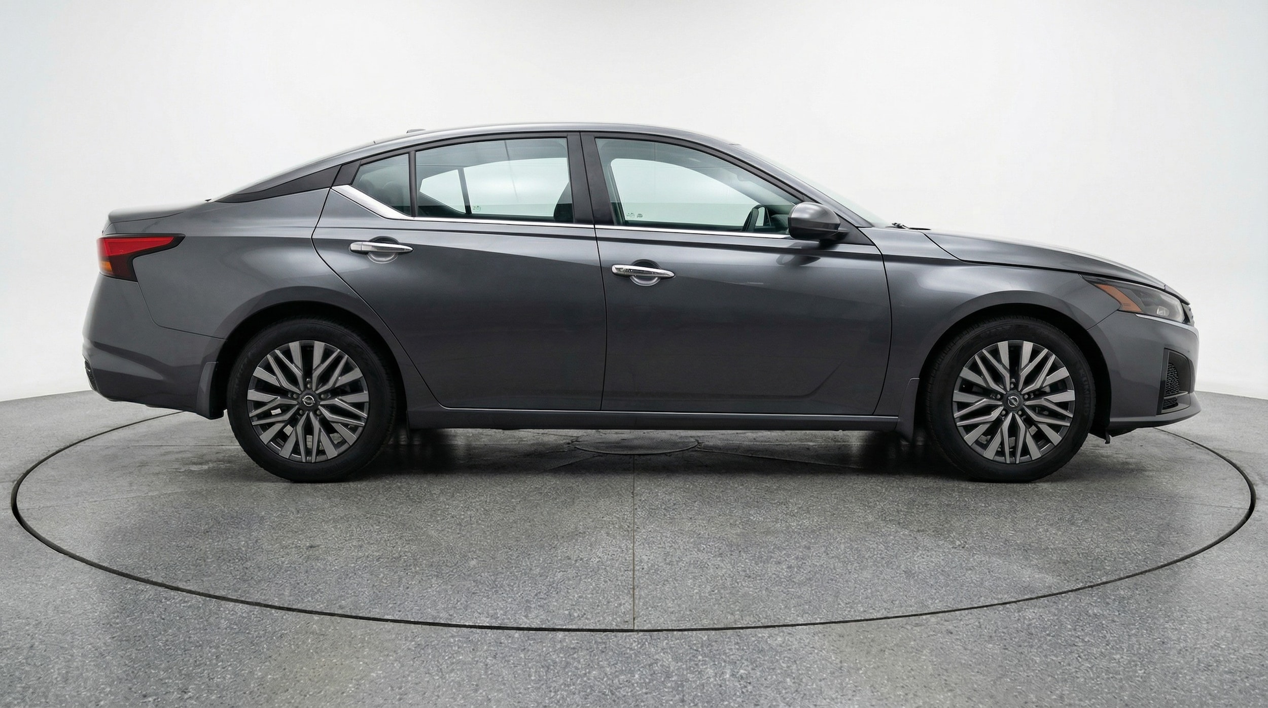 Thumbnail: 2025 Nissan Altima - 8