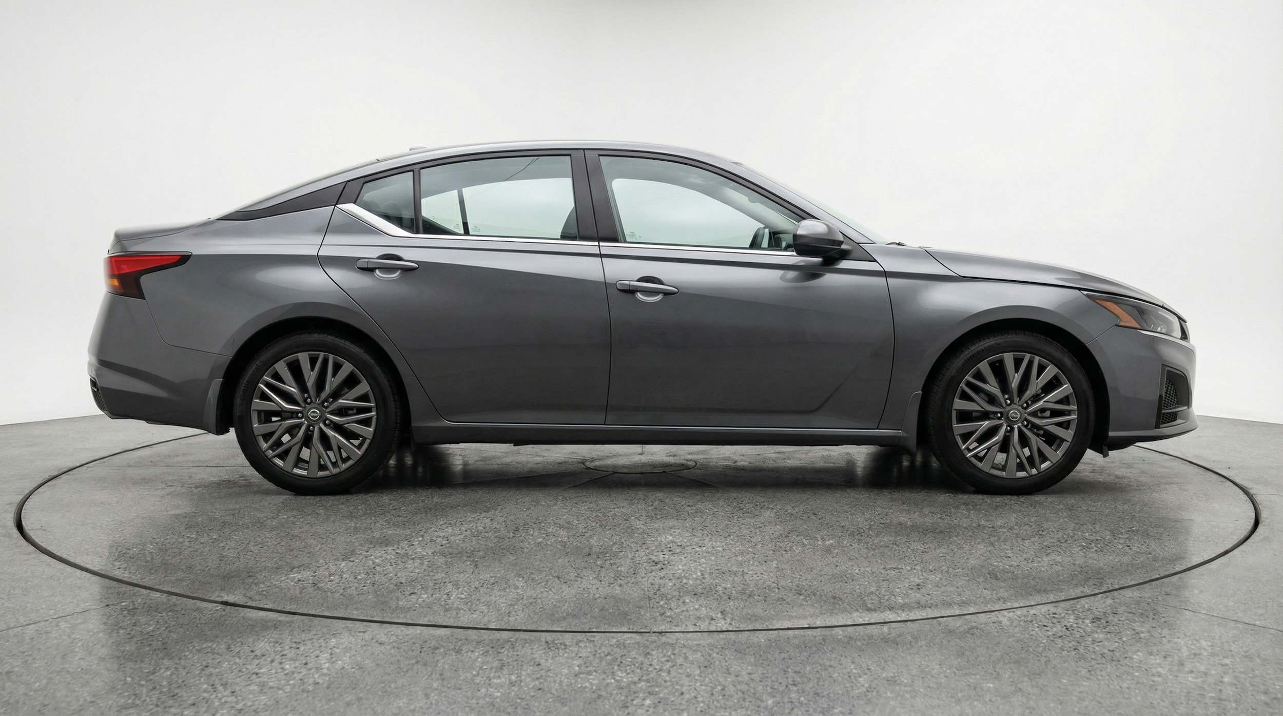 Thumbnail: 2025 Nissan Altima - 8