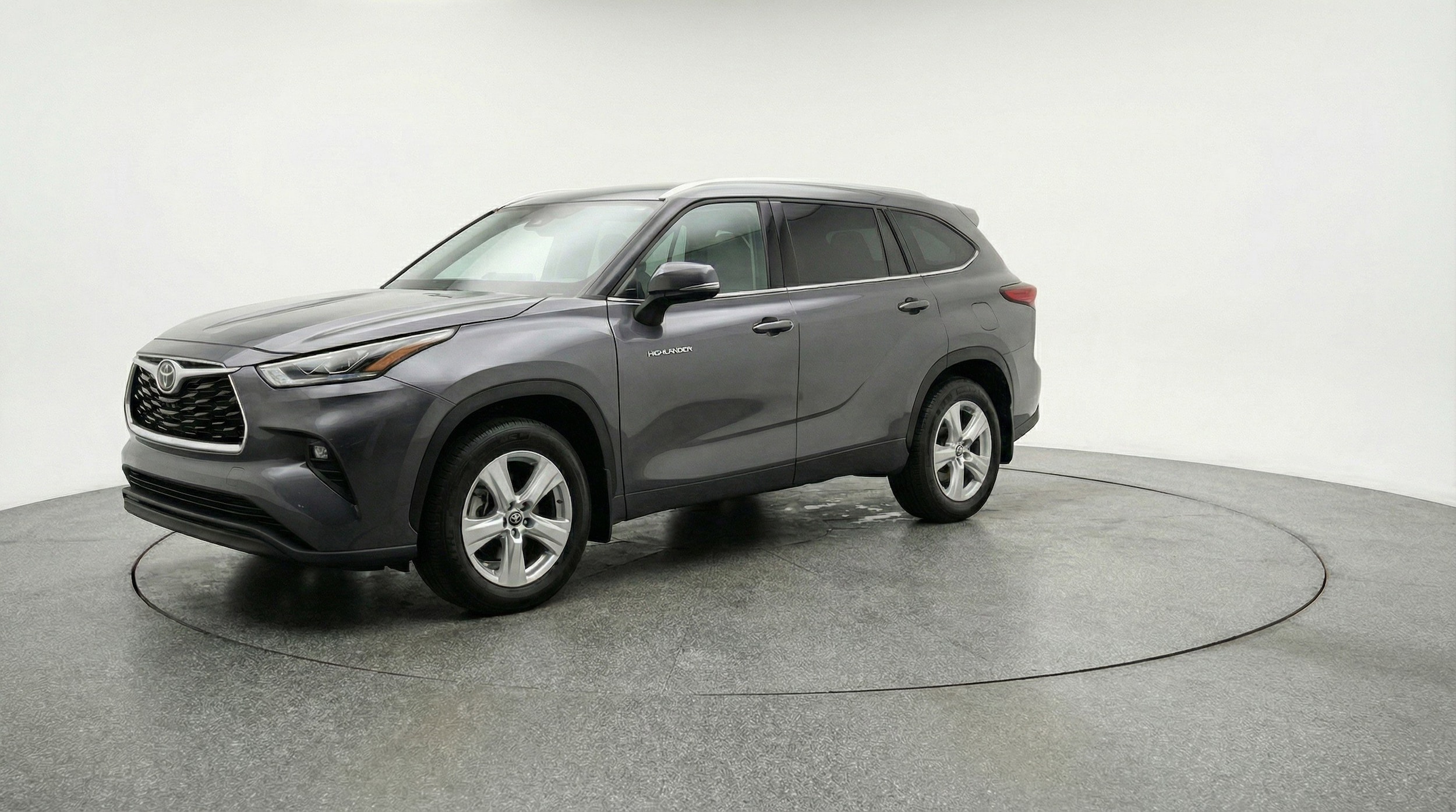 Thumbnail: 2025 Toyota Highlander - 3