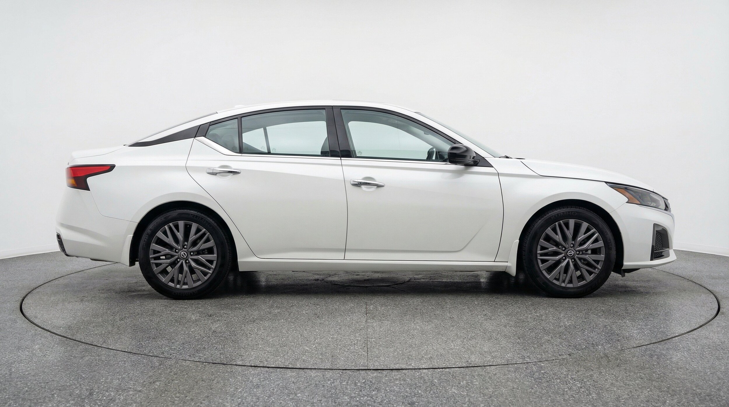 Thumbnail: 2025 Nissan Altima - 11