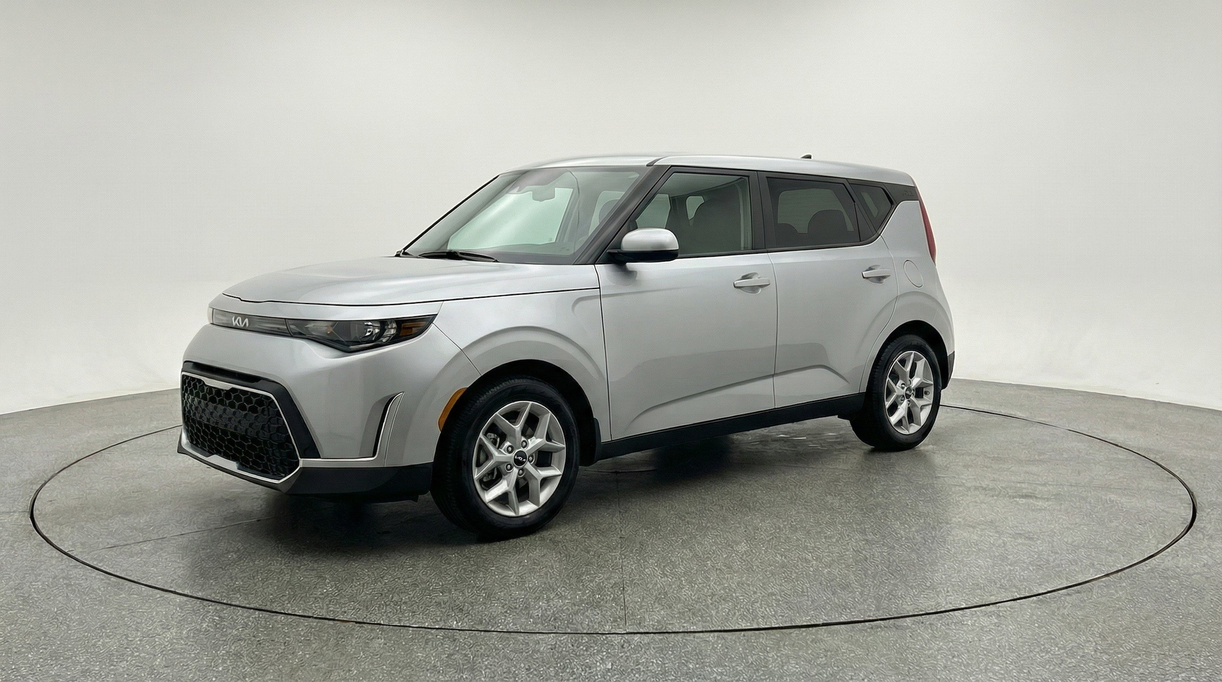 Thumbnail: 2025 Kia Soul - 3