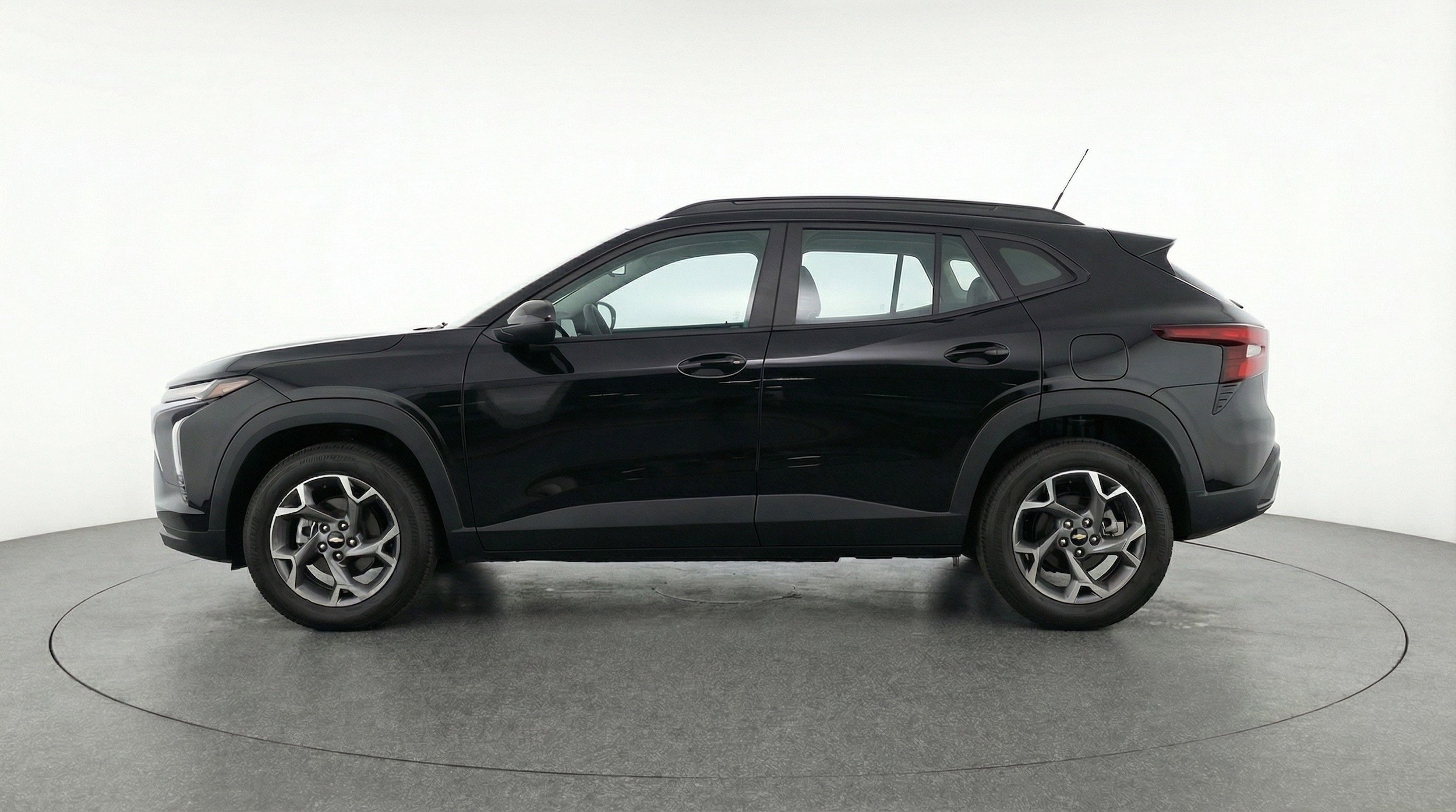 Thumbnail: 2025 Chevrolet Trax - 5
