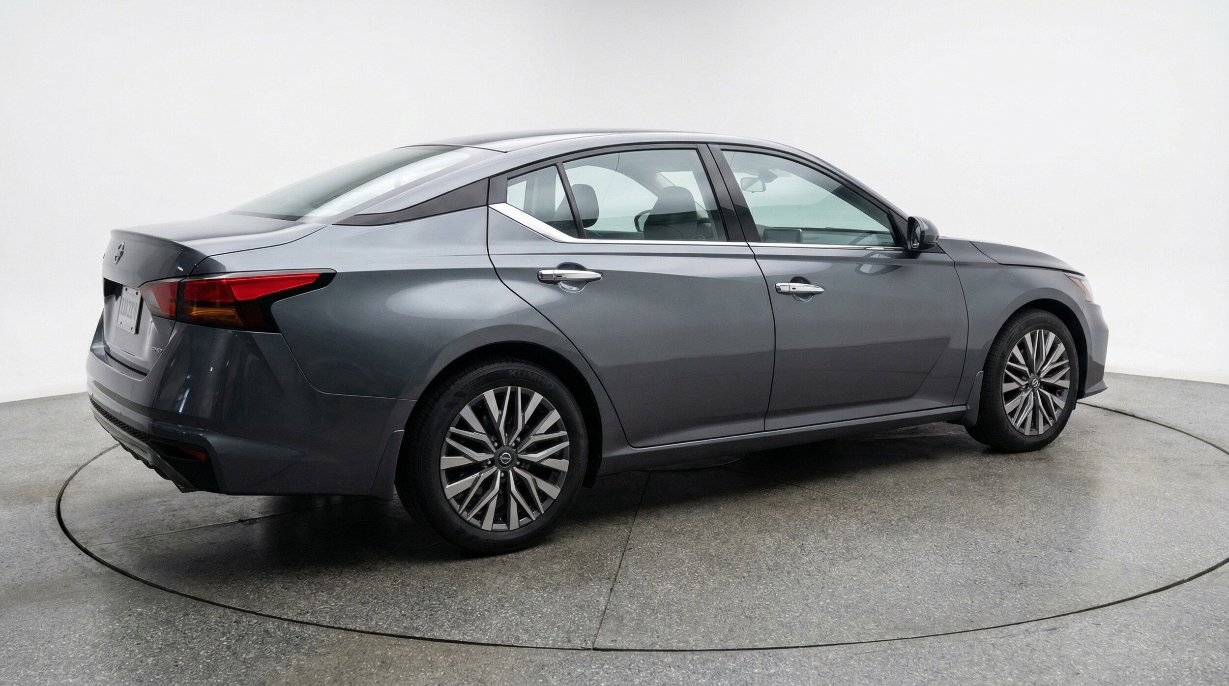 Thumbnail: 2025 Nissan Altima - 9