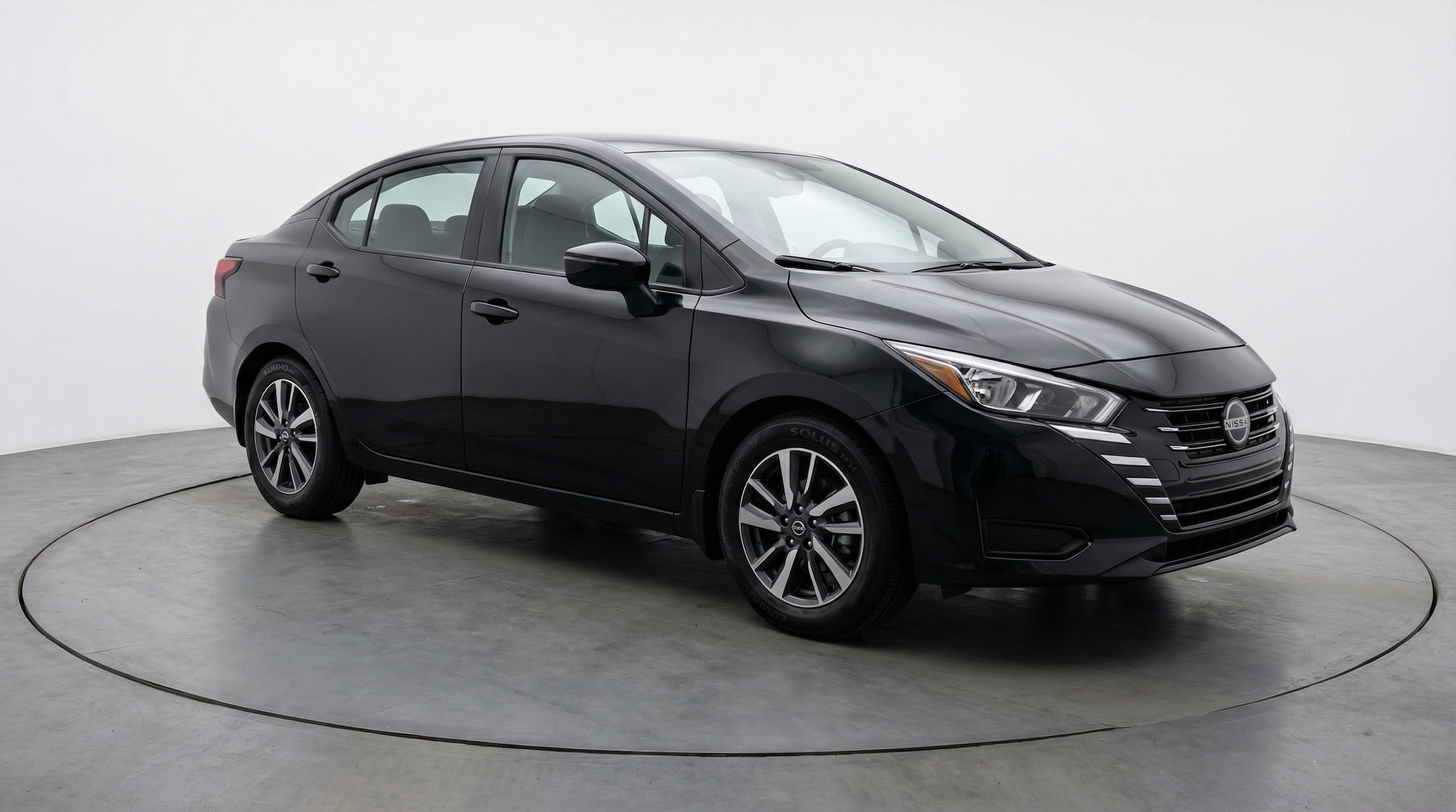 2025 Nissan Versa Sedan SV