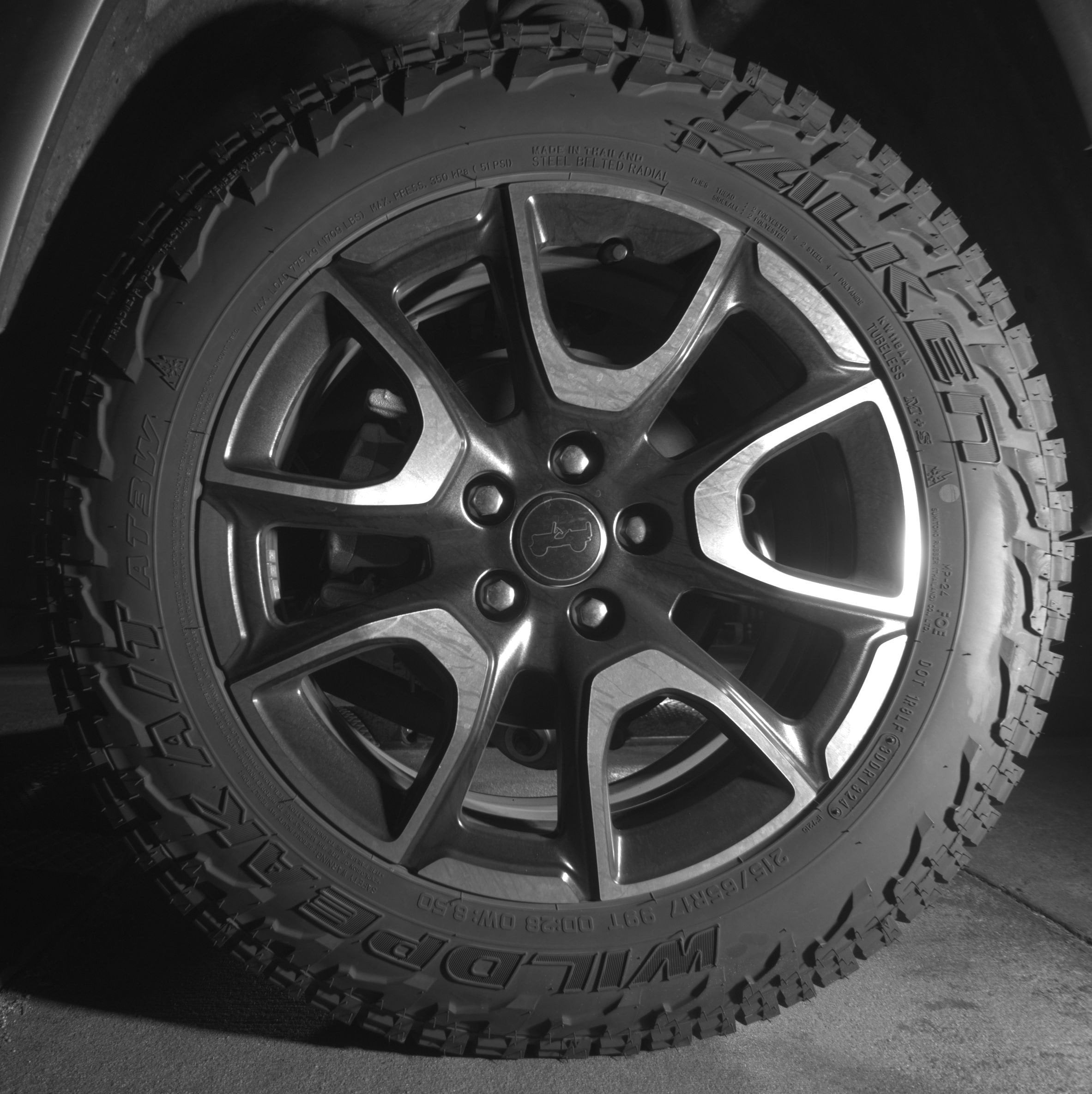 Thumbnail: 2025 Jeep Compass - 14