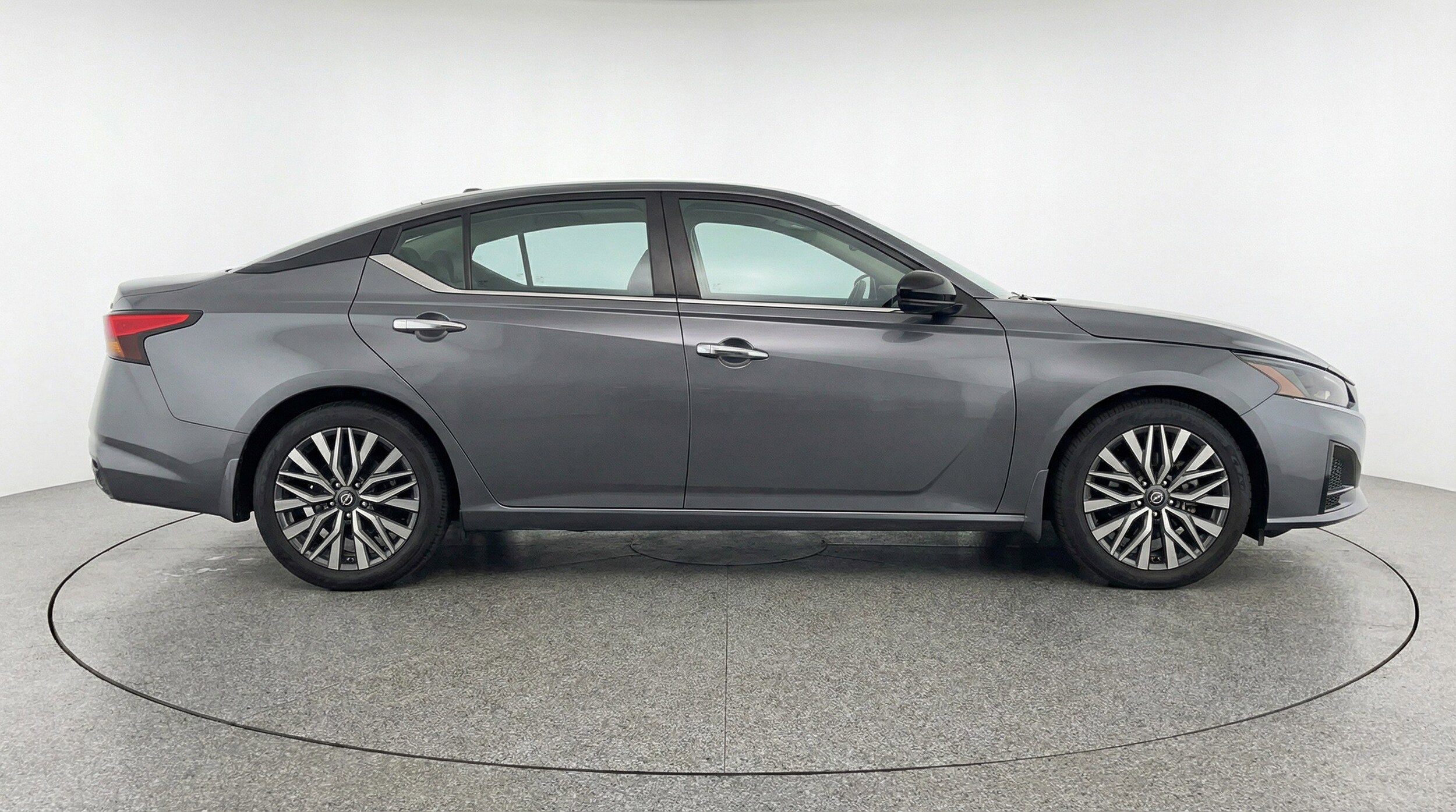 Thumbnail: 2025 Nissan Altima - 11