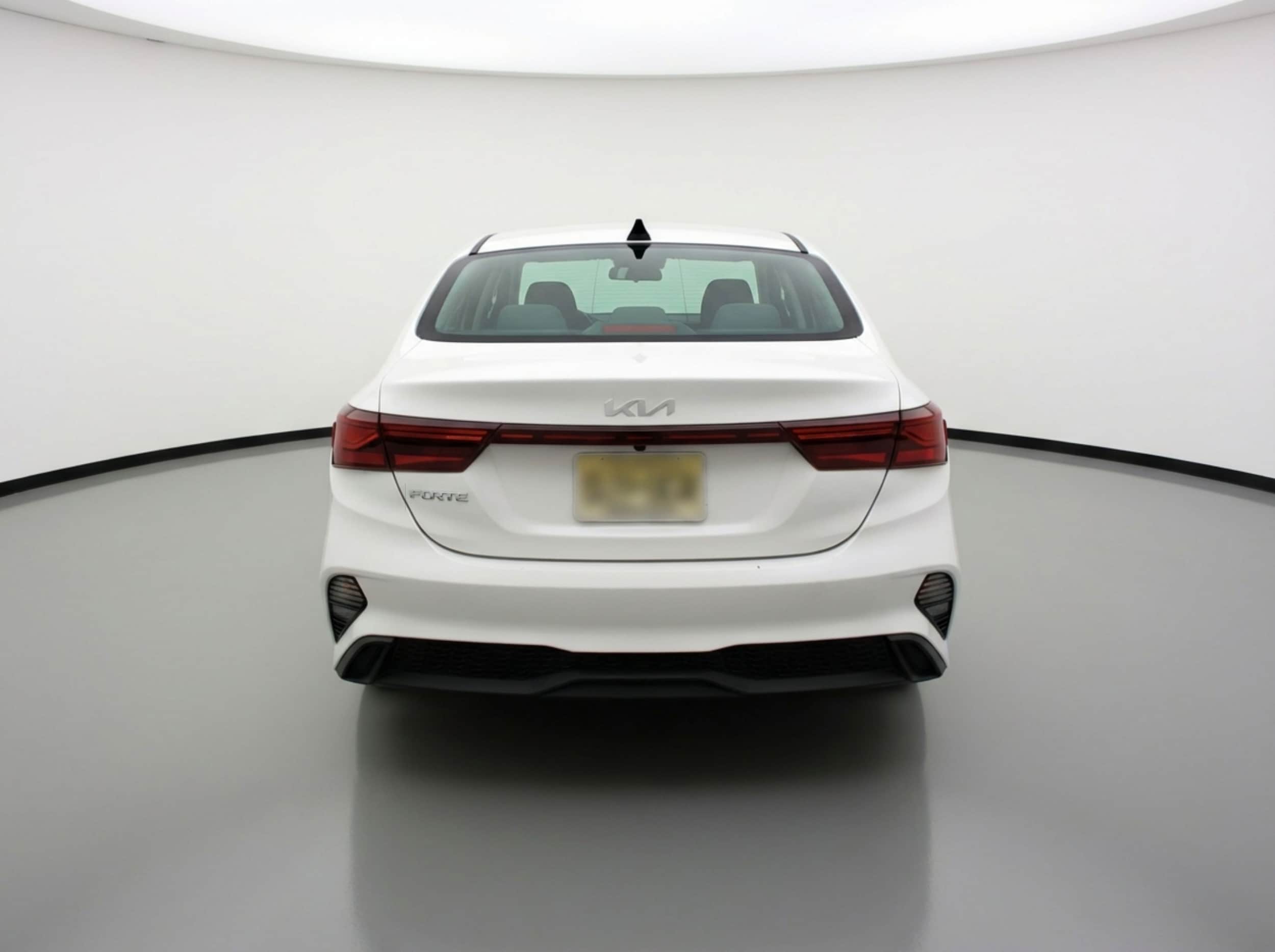 Thumbnail: 2024 Kia Forte - 6