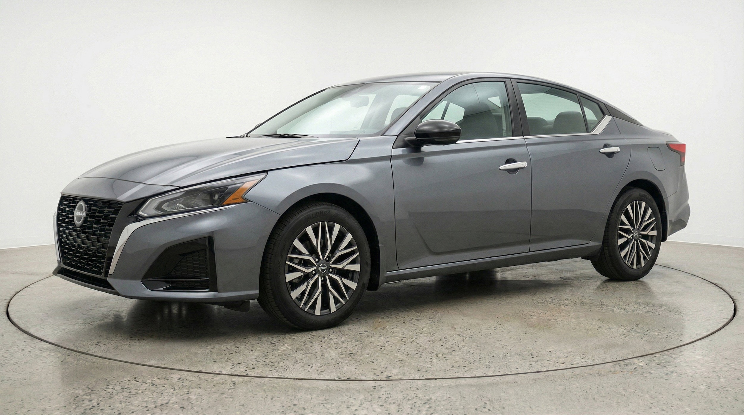 Thumbnail: 2025 Nissan Altima - 3