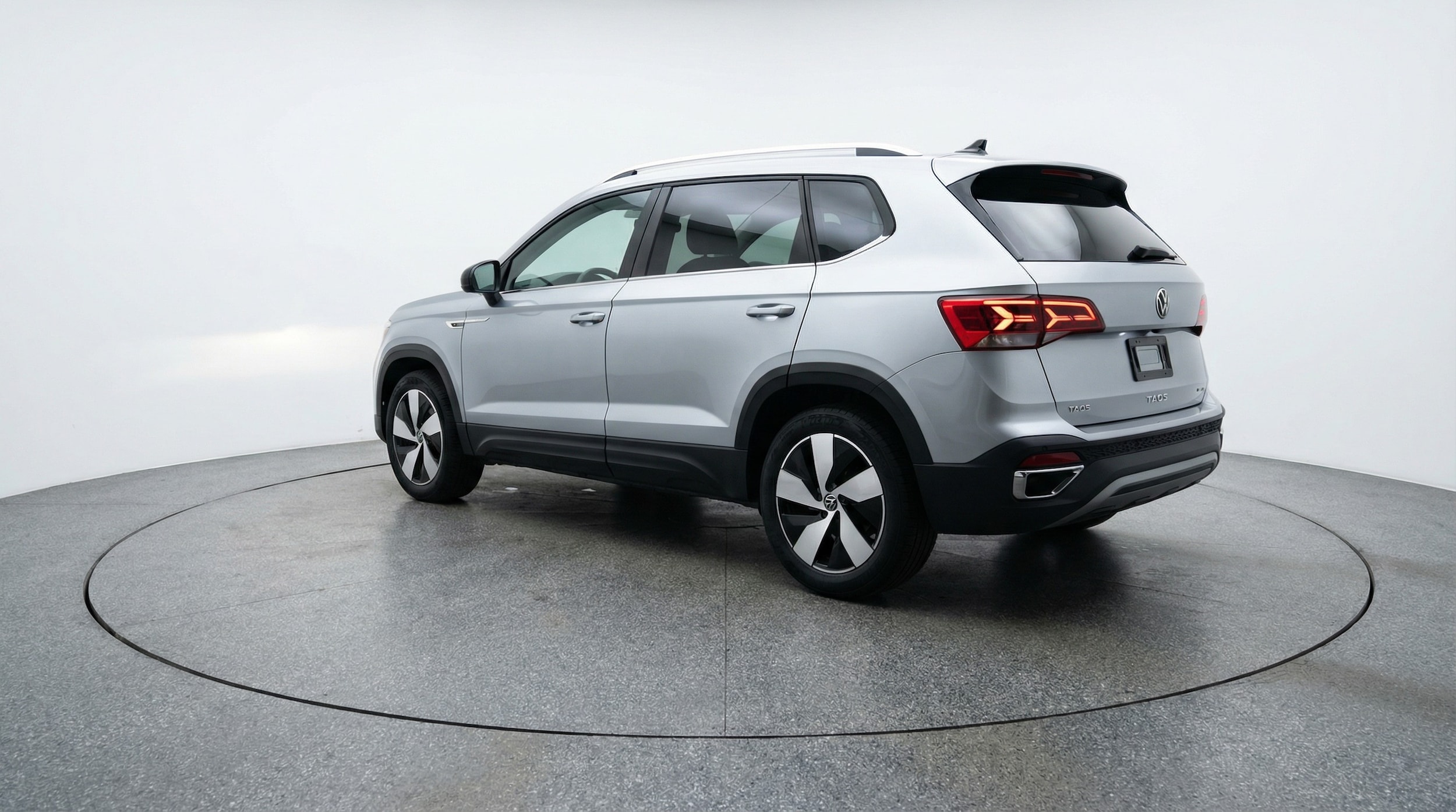 Thumbnail: 2025 Volkswagen Taos - 5