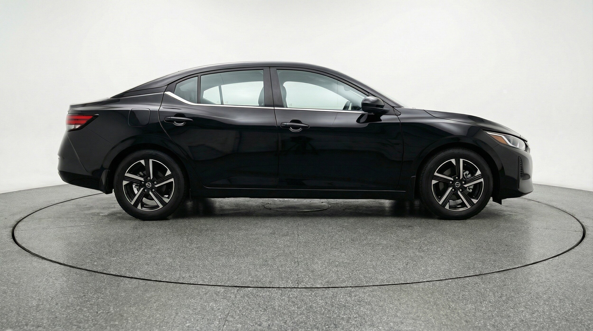 Thumbnail: 2025 Nissan Sentra - 11