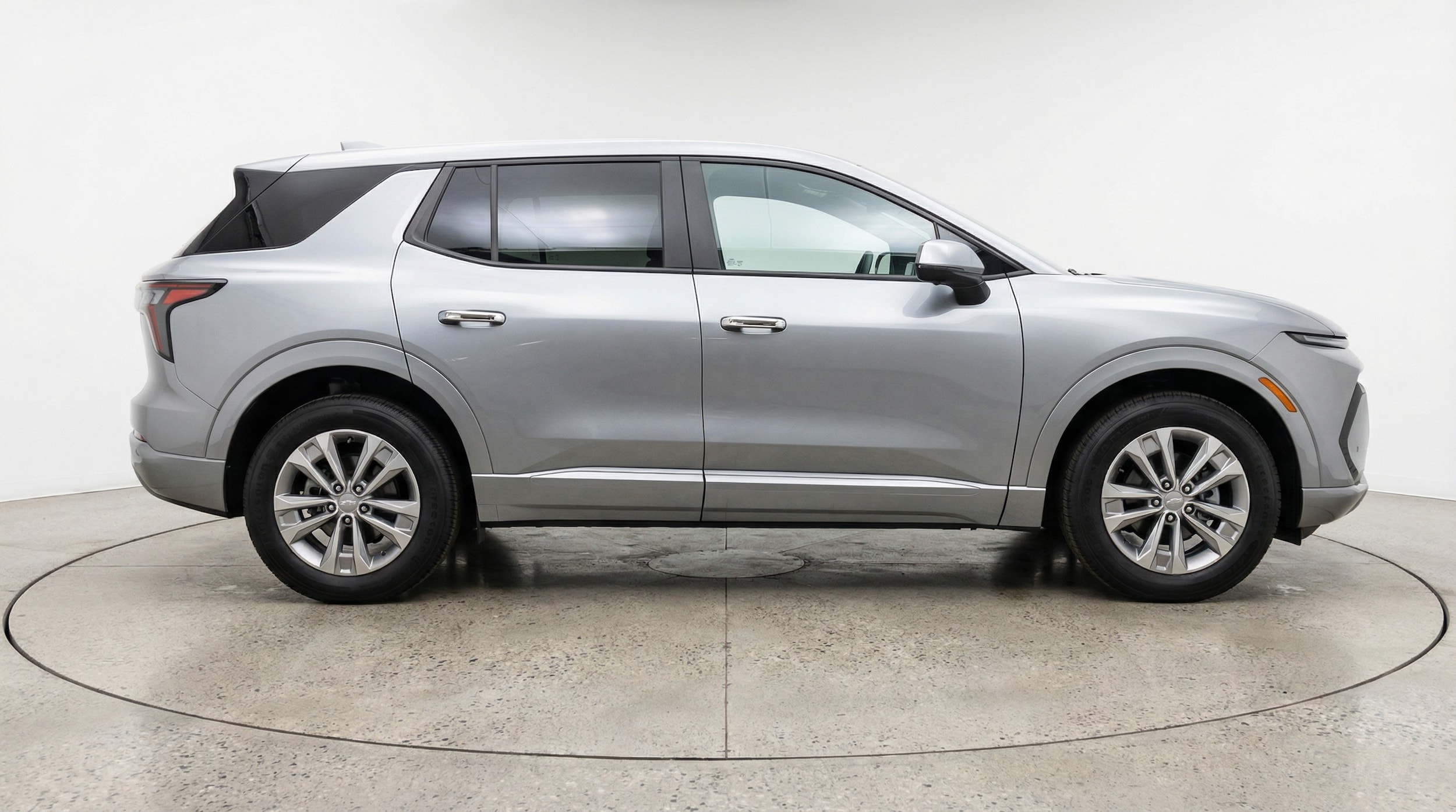 Thumbnail: 2025 Chevrolet Equinox - 8