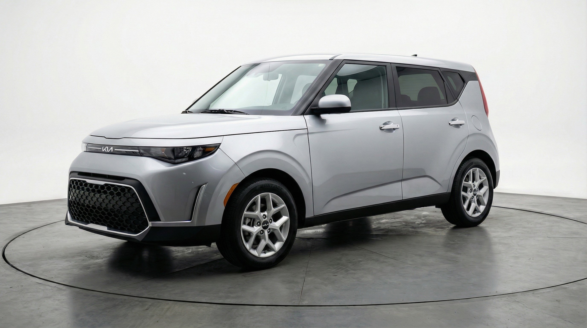 Thumbnail: 2025 Kia Soul - 3