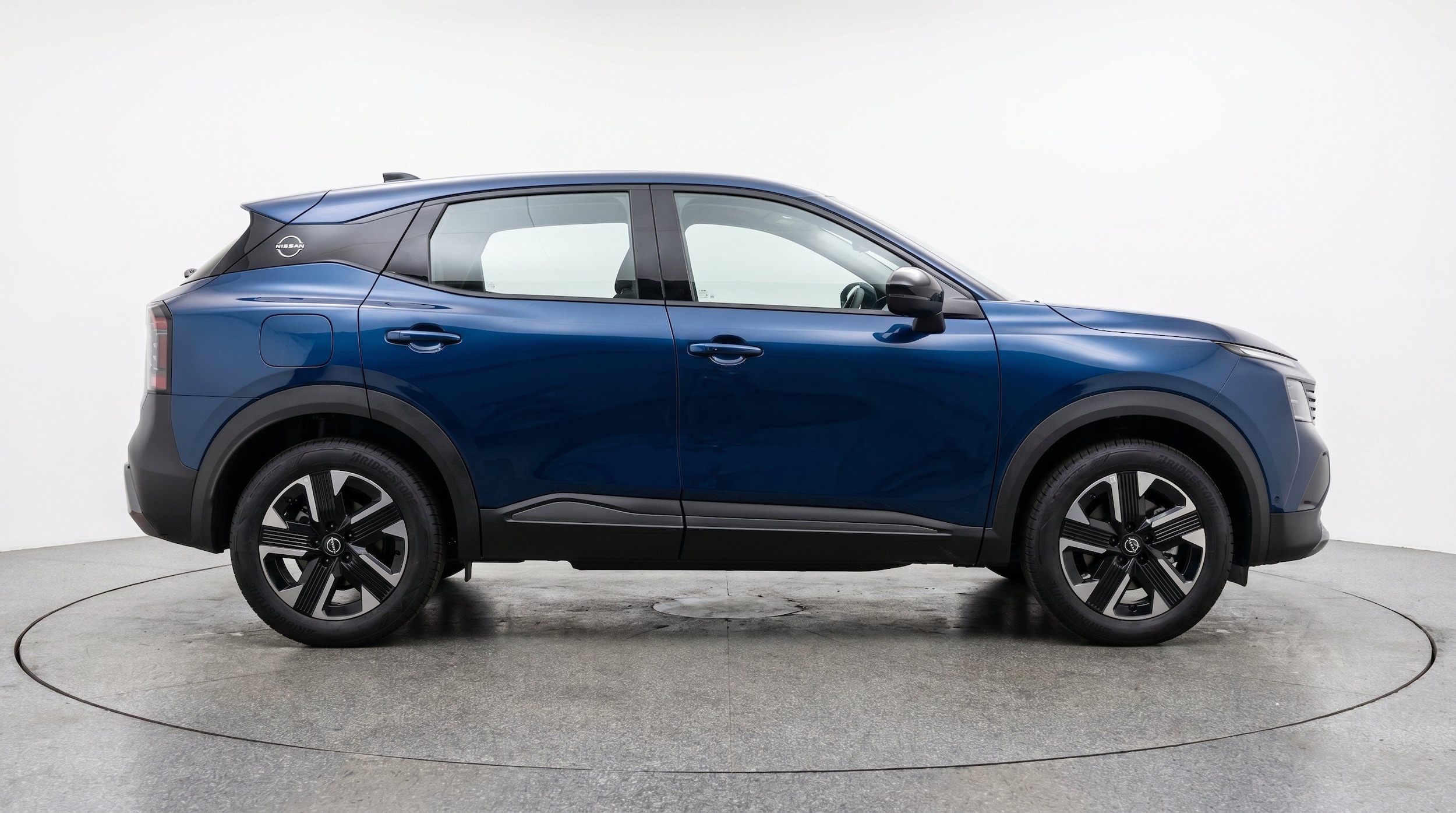 Thumbnail: 2026 Nissan Kicks - 11