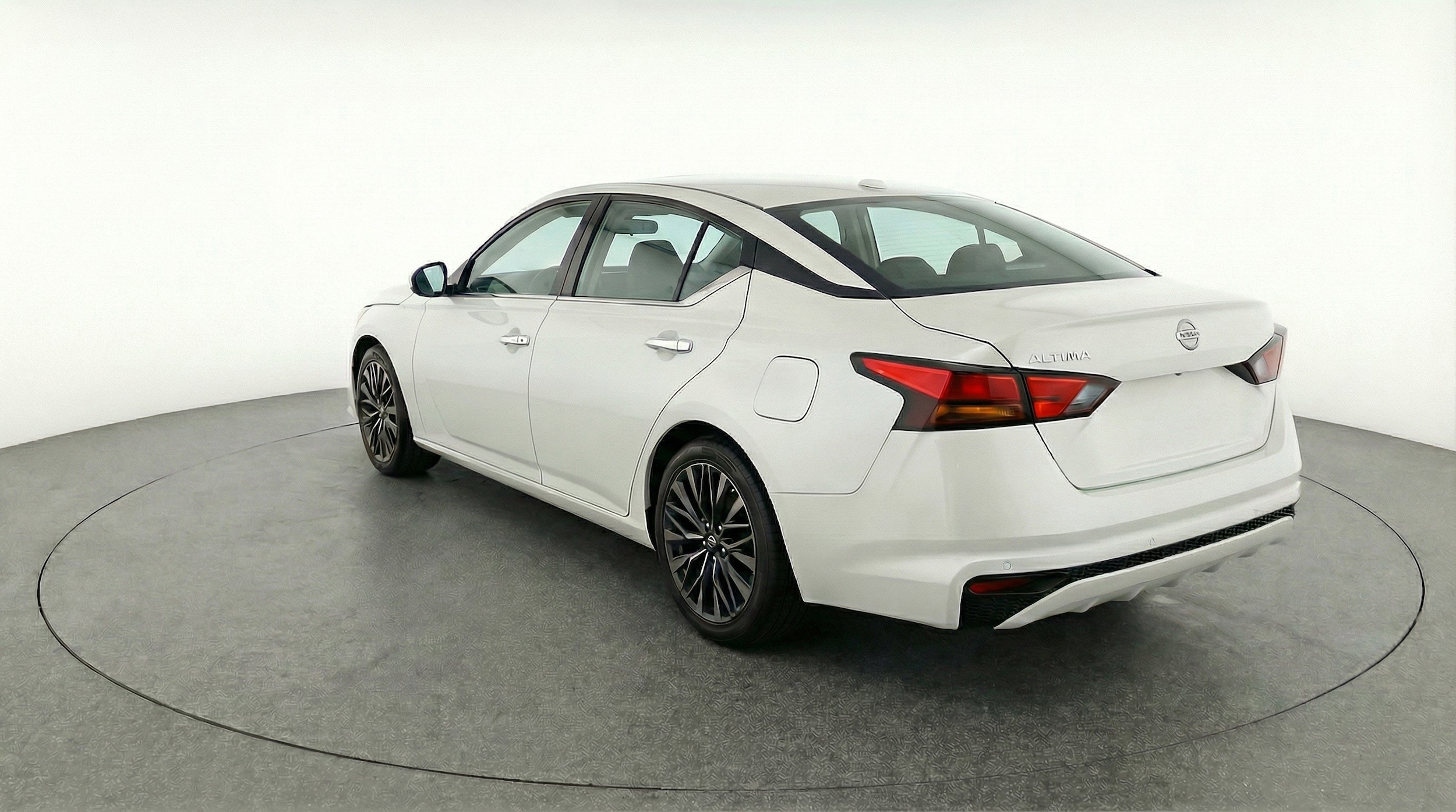Thumbnail: 2025 Nissan Altima - 6