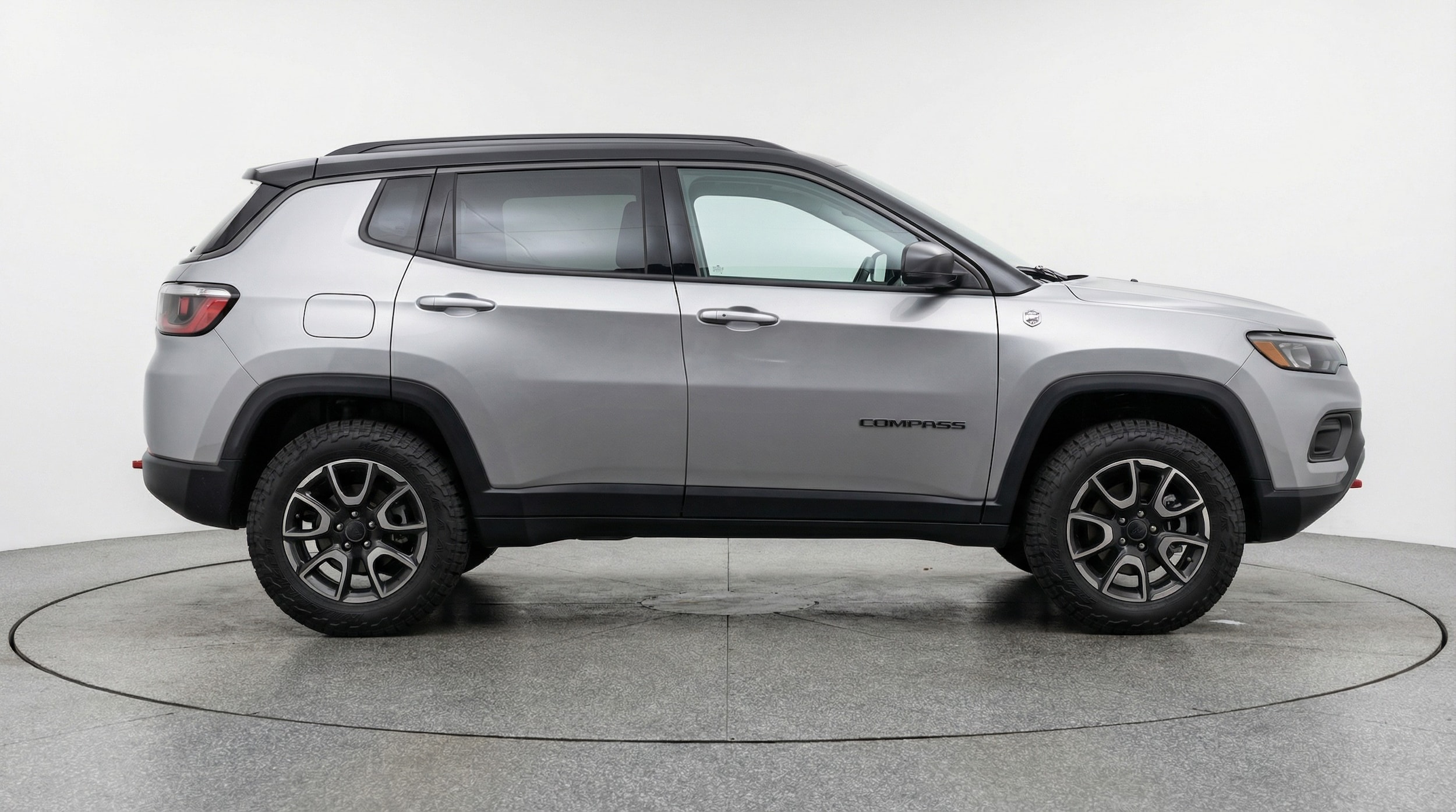 Thumbnail: 2025 Jeep Compass - 8