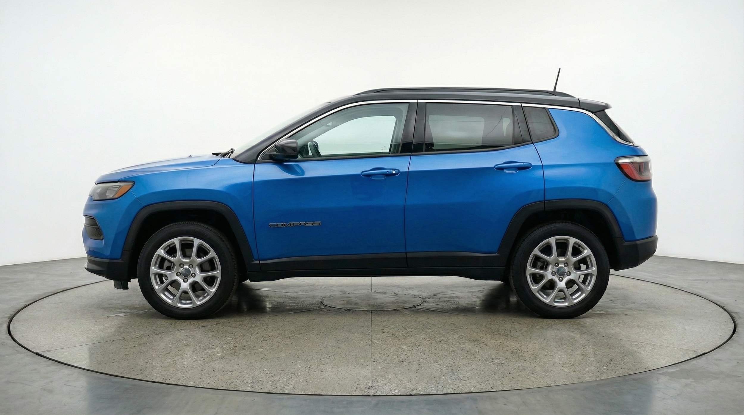 Thumbnail: 2025 Jeep Compass - 4