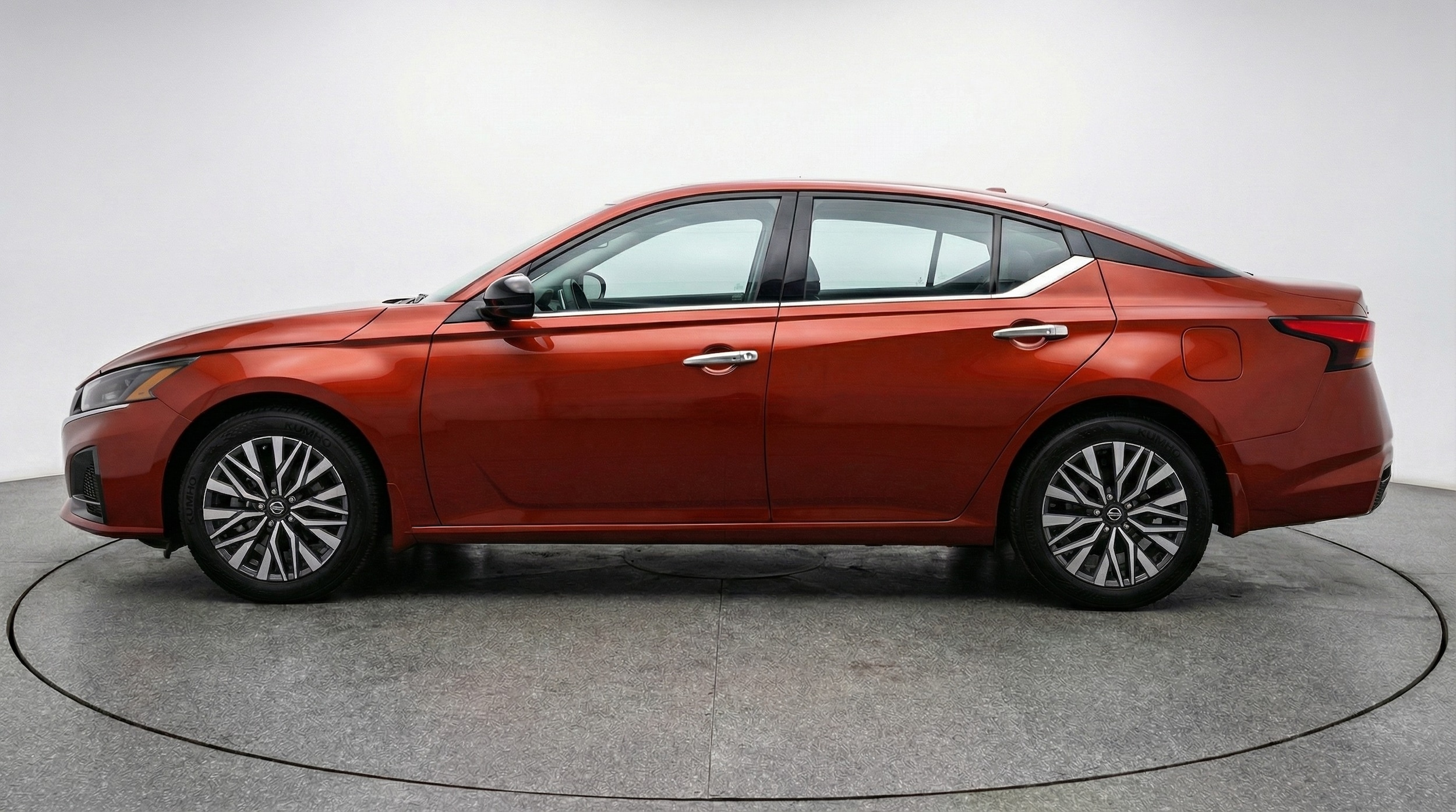 Thumbnail: 2025 Nissan Altima - 4