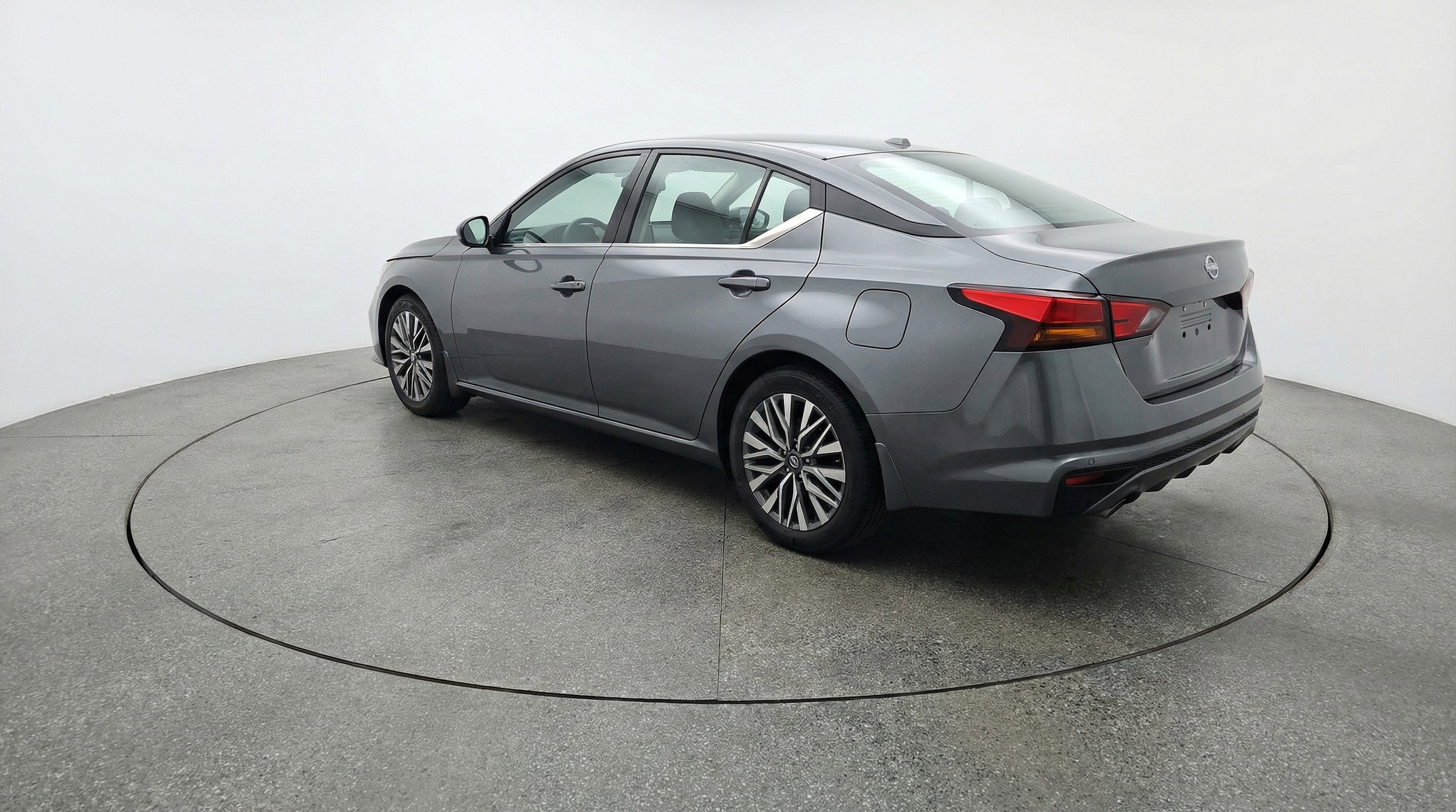 Thumbnail: 2025 Nissan Altima - 6