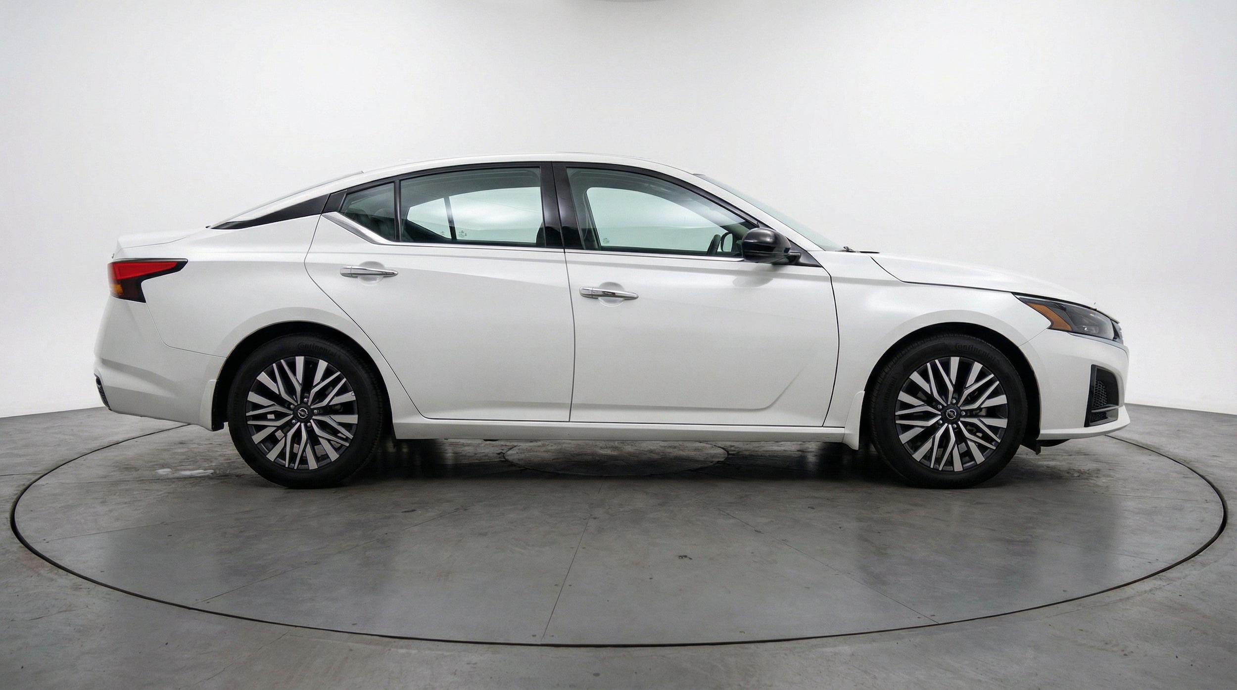 Thumbnail: 2025 Nissan Altima - 11